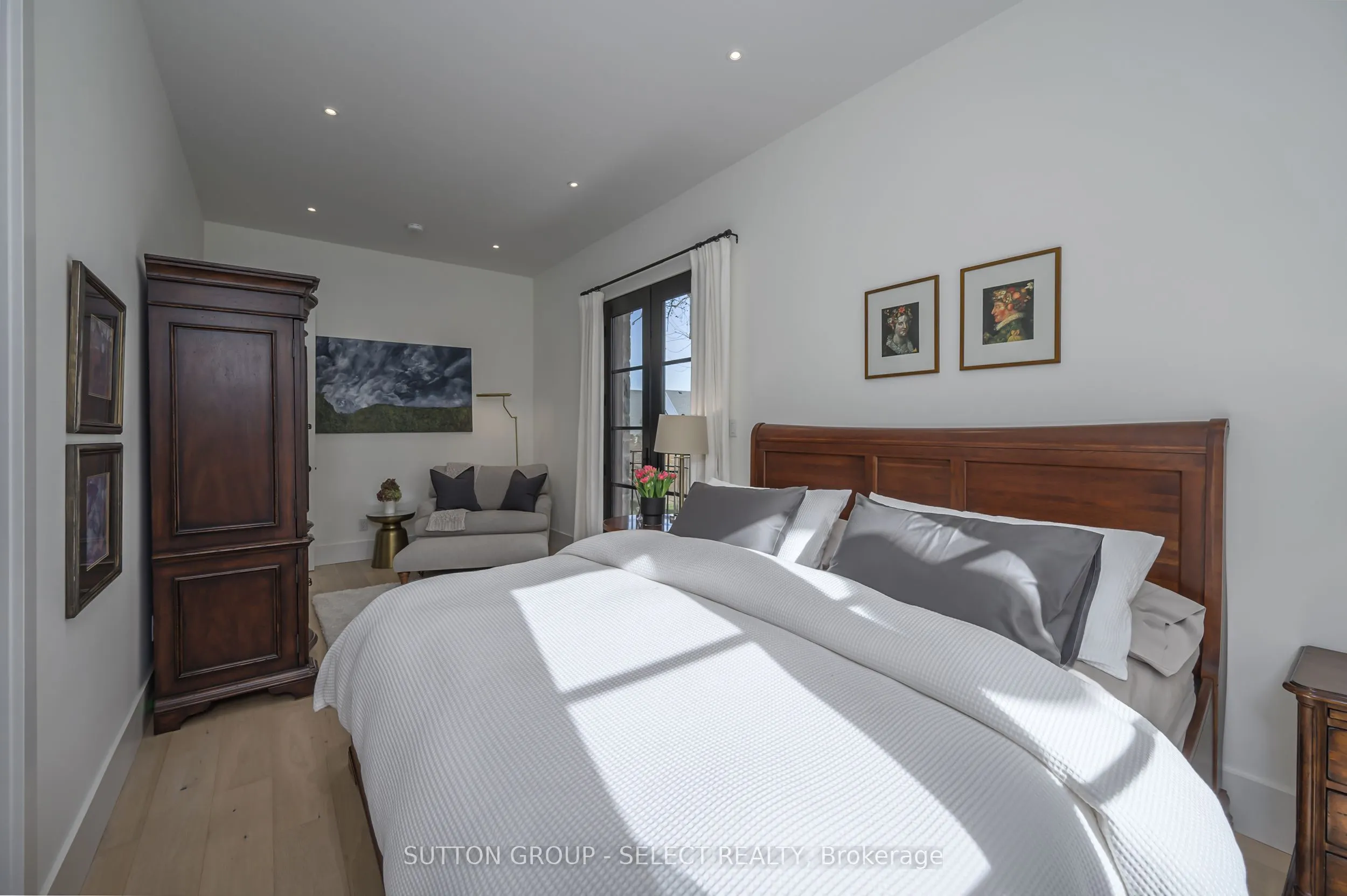 185 Commissioners Road E