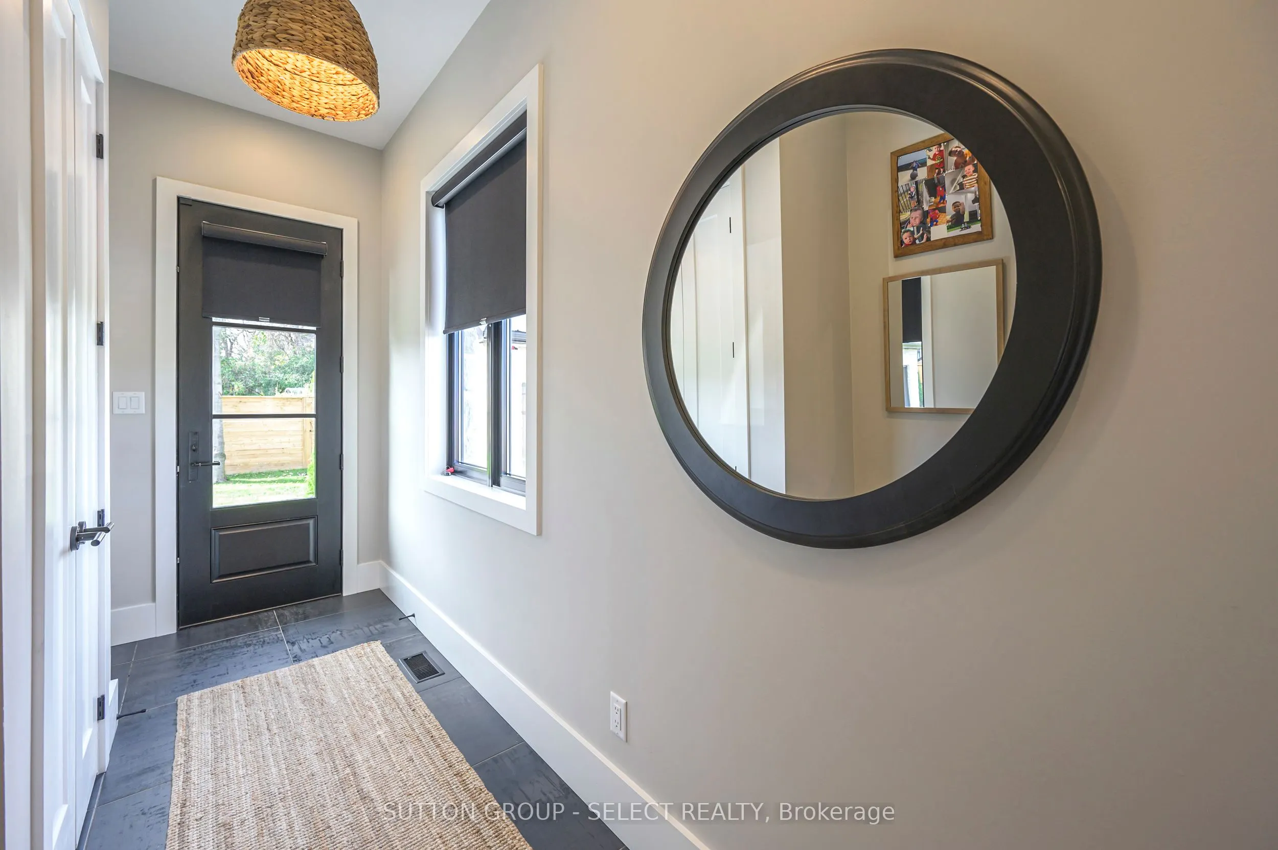 185 Commissioners Road E