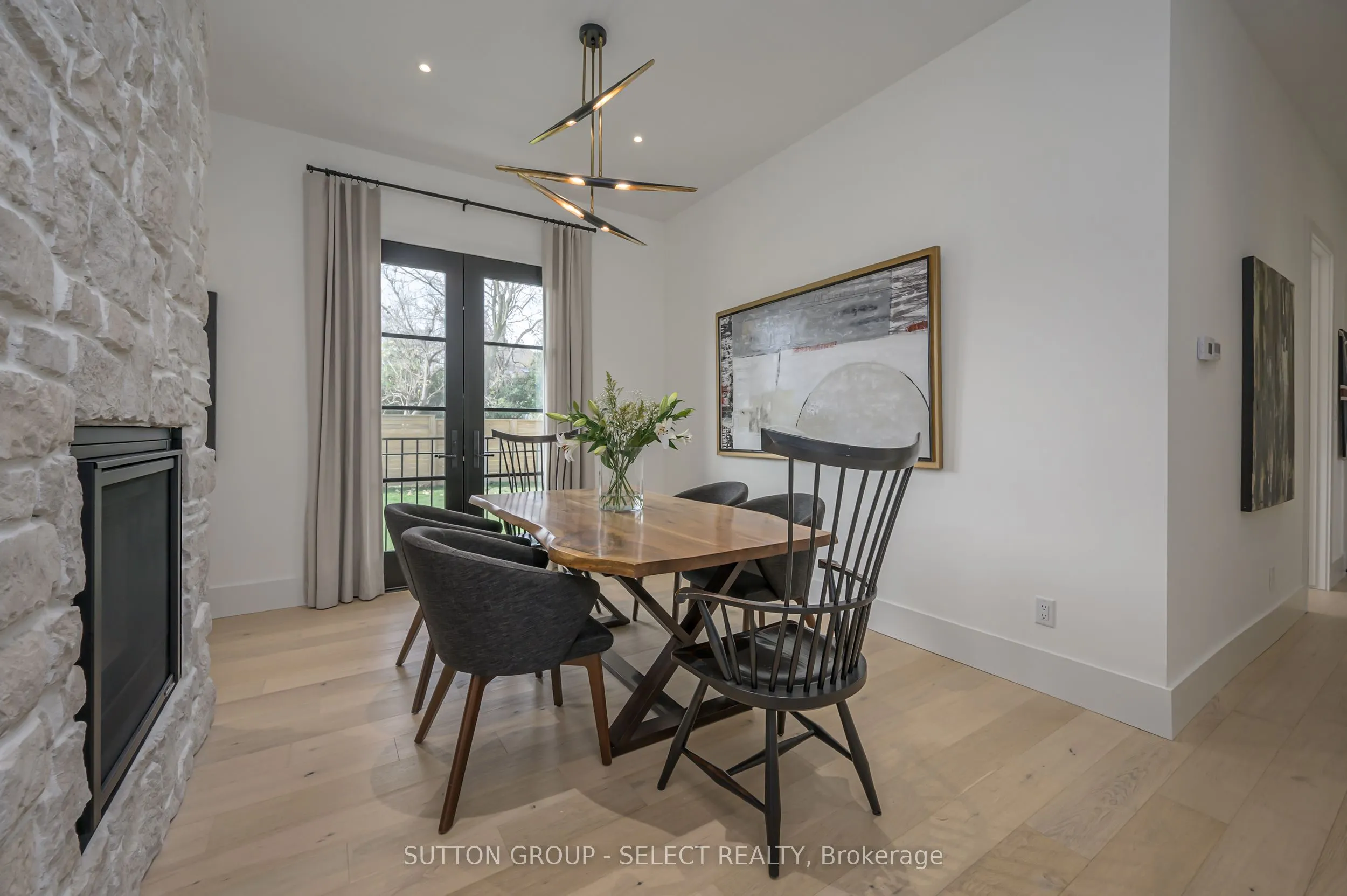 185 Commissioners Road E