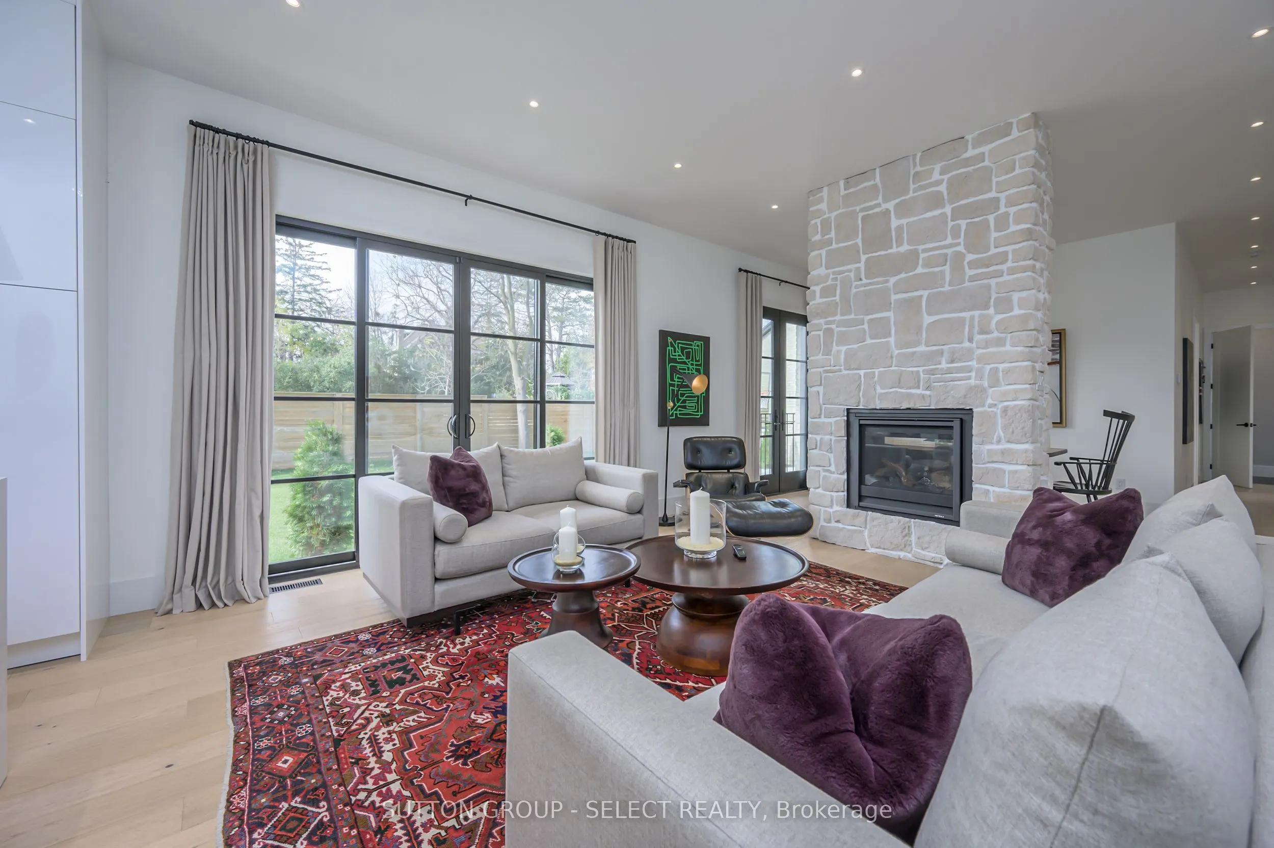185 Commissioners Road E