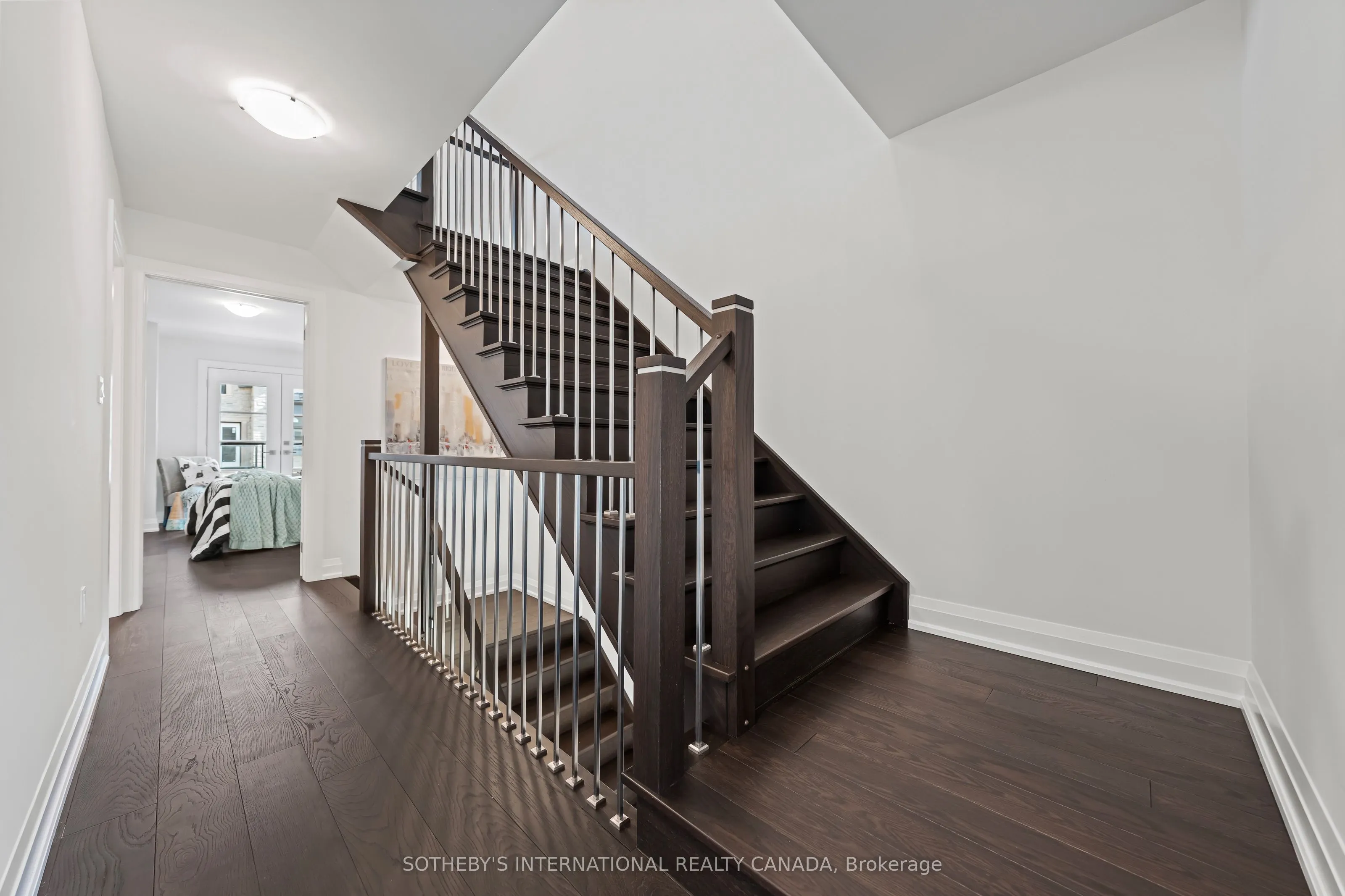 675 Victoria Road N, #23
