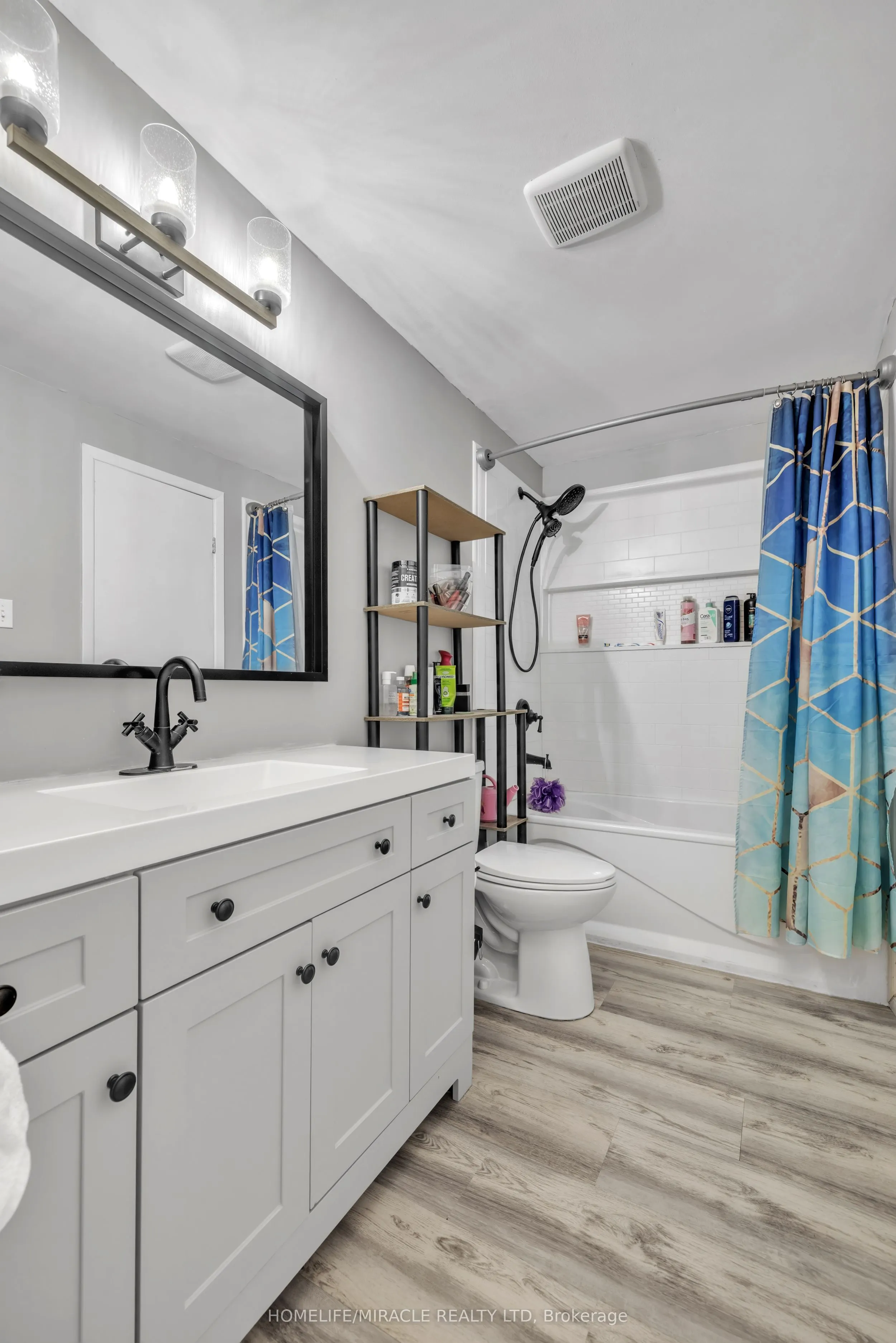 259 LANSDOWNE Avenue, #4