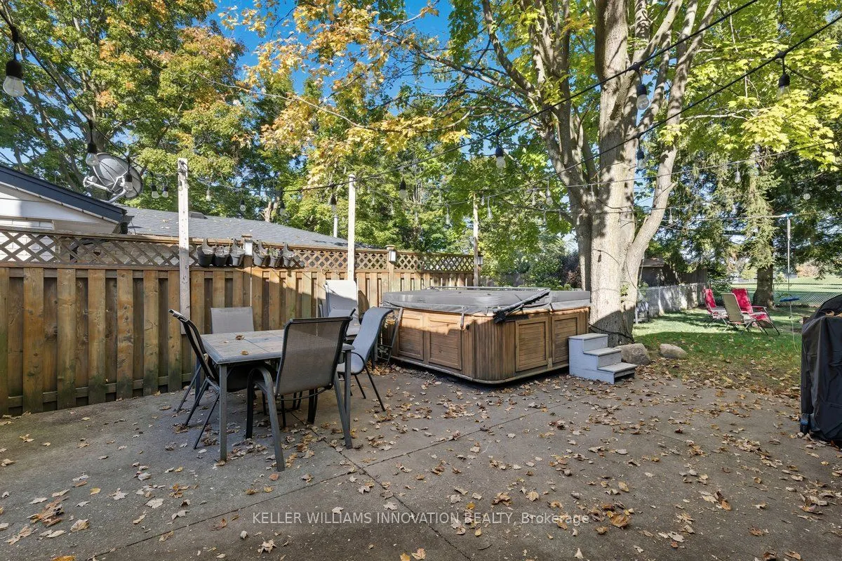 40 Rennie Drive