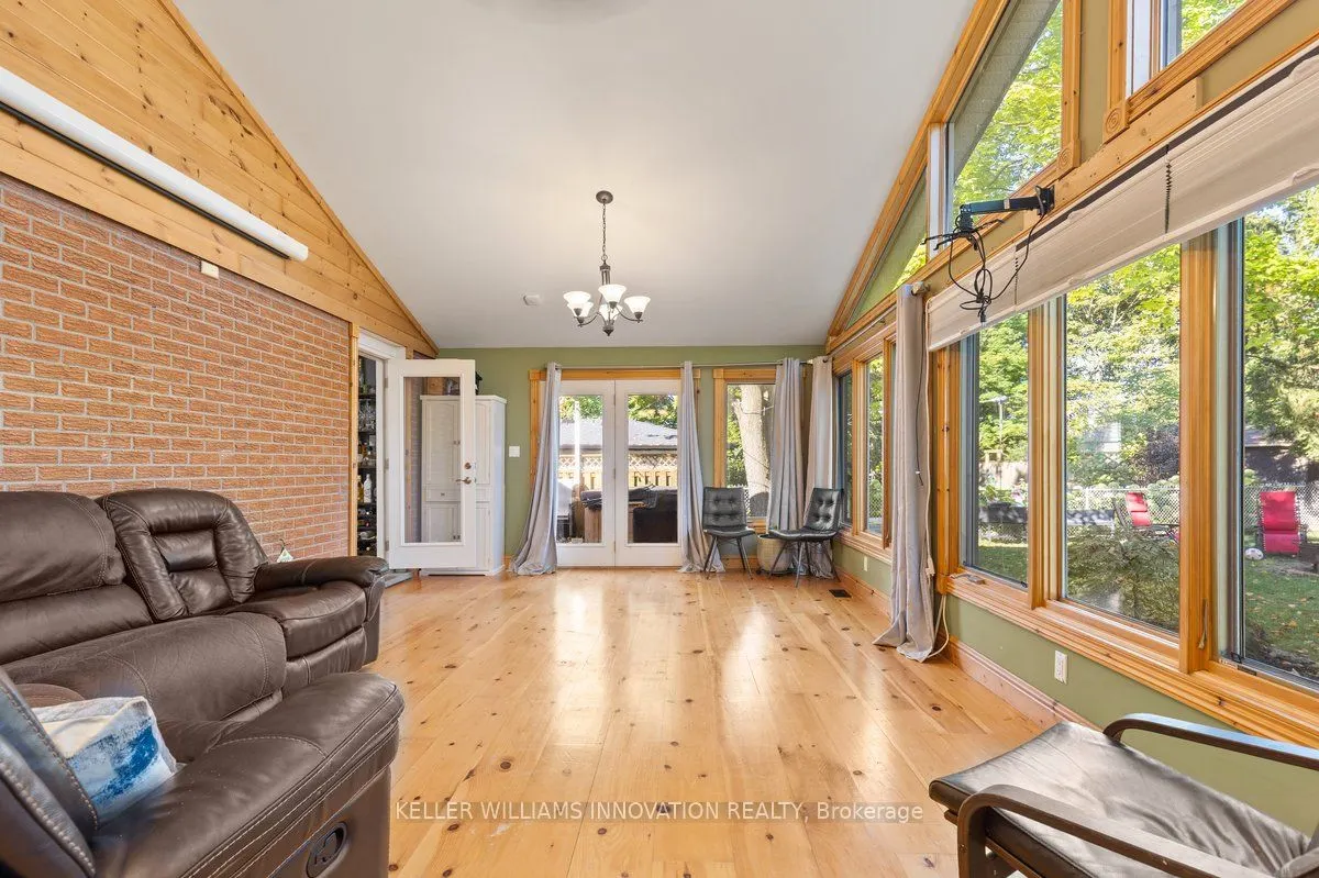40 Rennie Drive