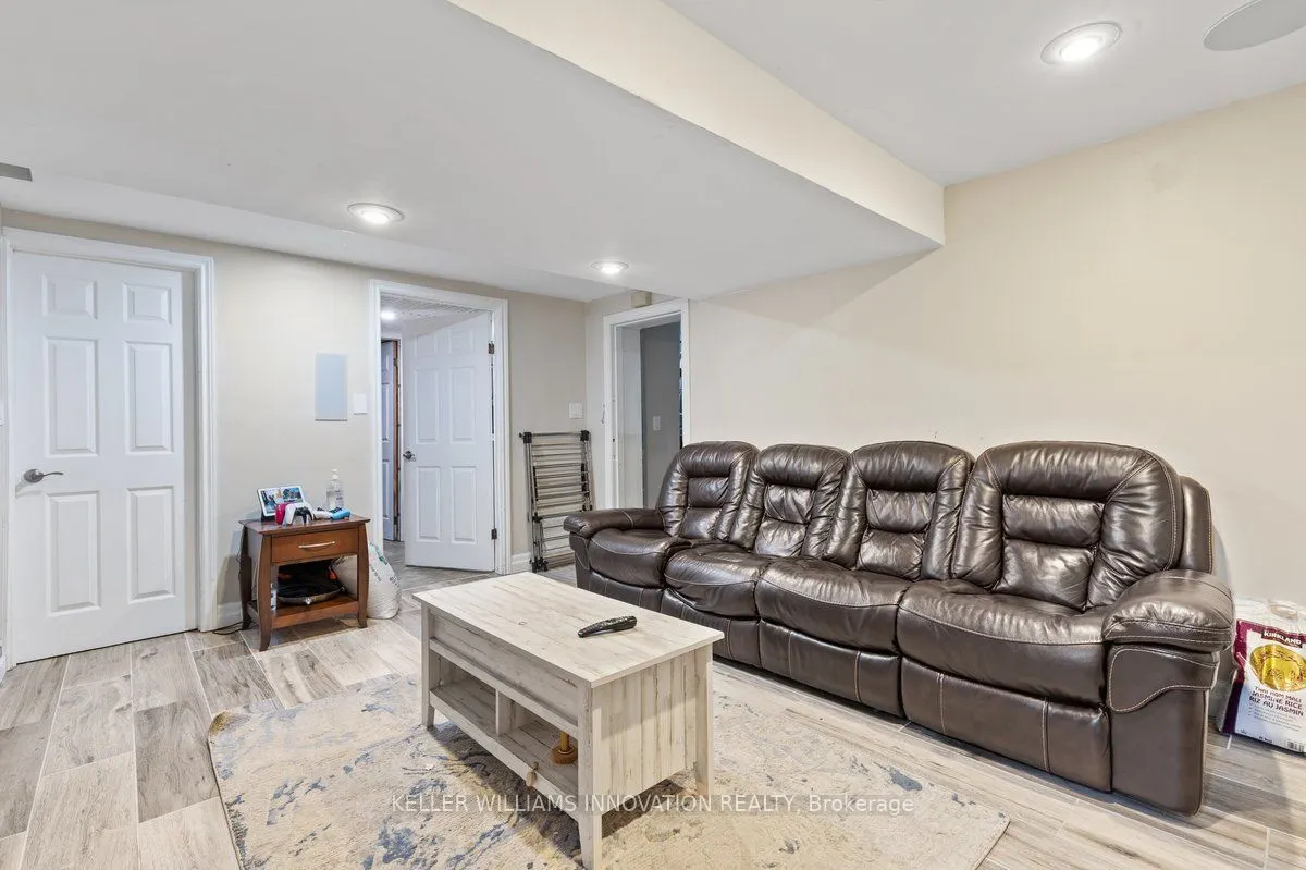40 Rennie Drive
