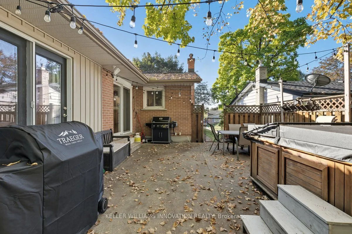 40 Rennie Drive