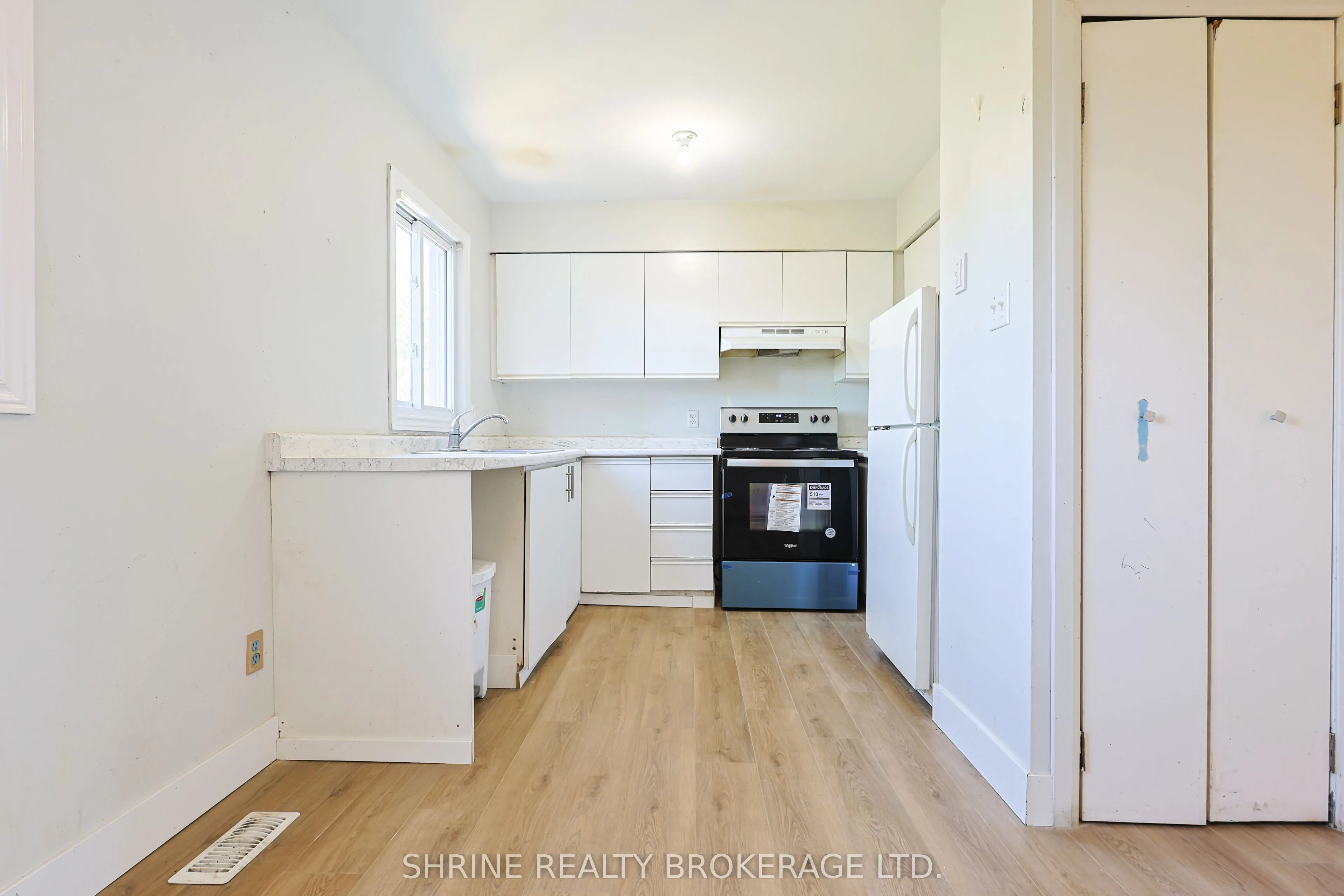 577 THIRD Street, #22