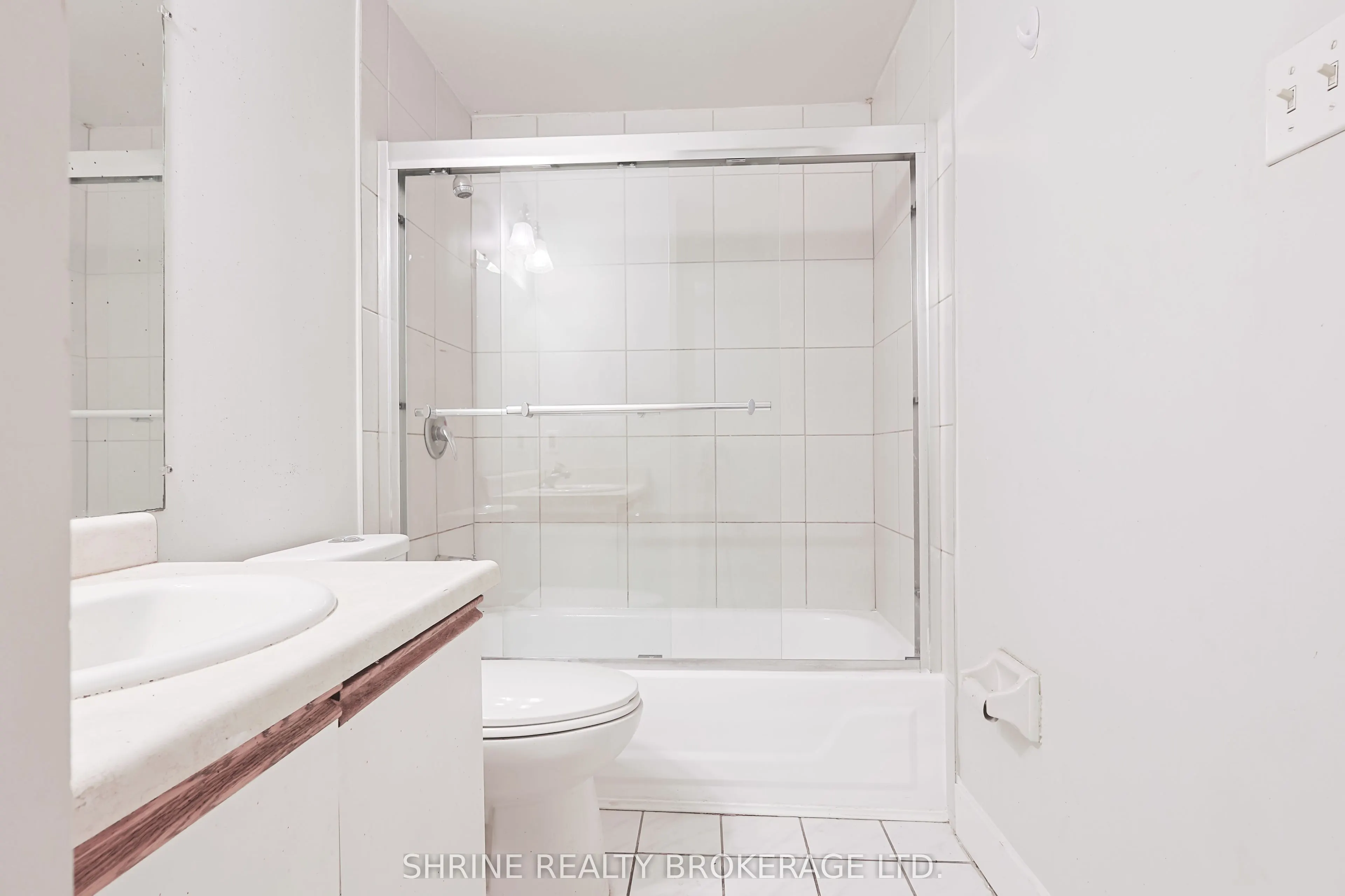 577 THIRD Street, #22