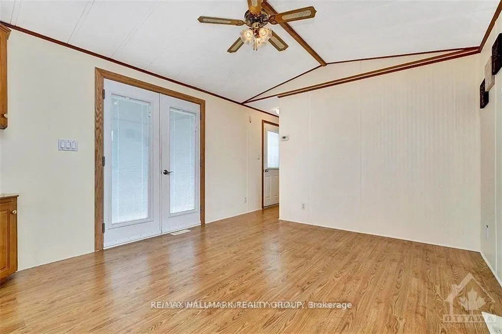 2 Spring Lake Private
