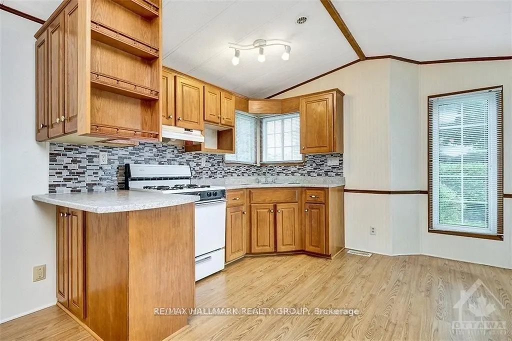 2 Spring Lake Private