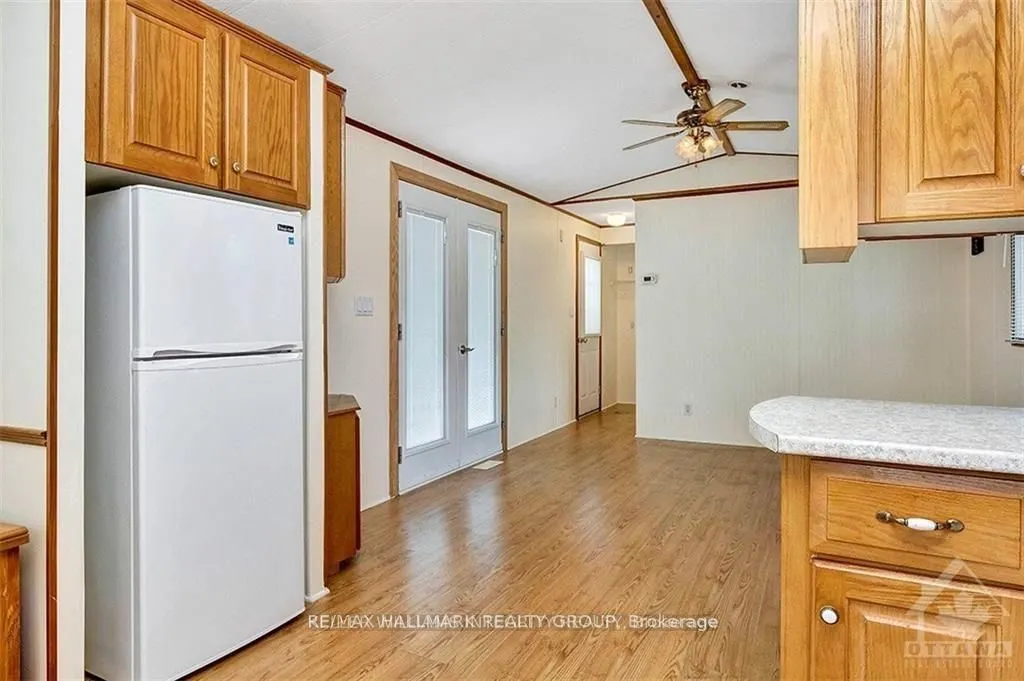 2 Spring Lake Private
