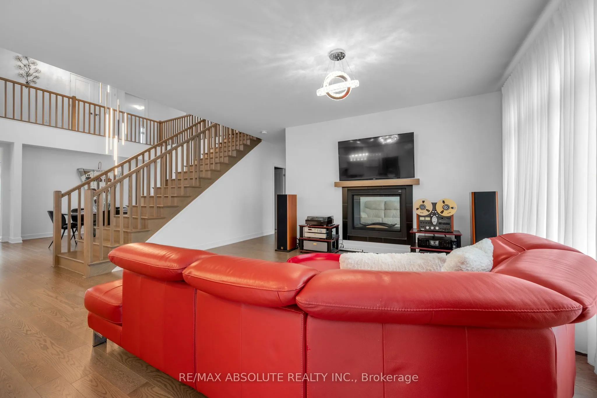 207 Osterley Way