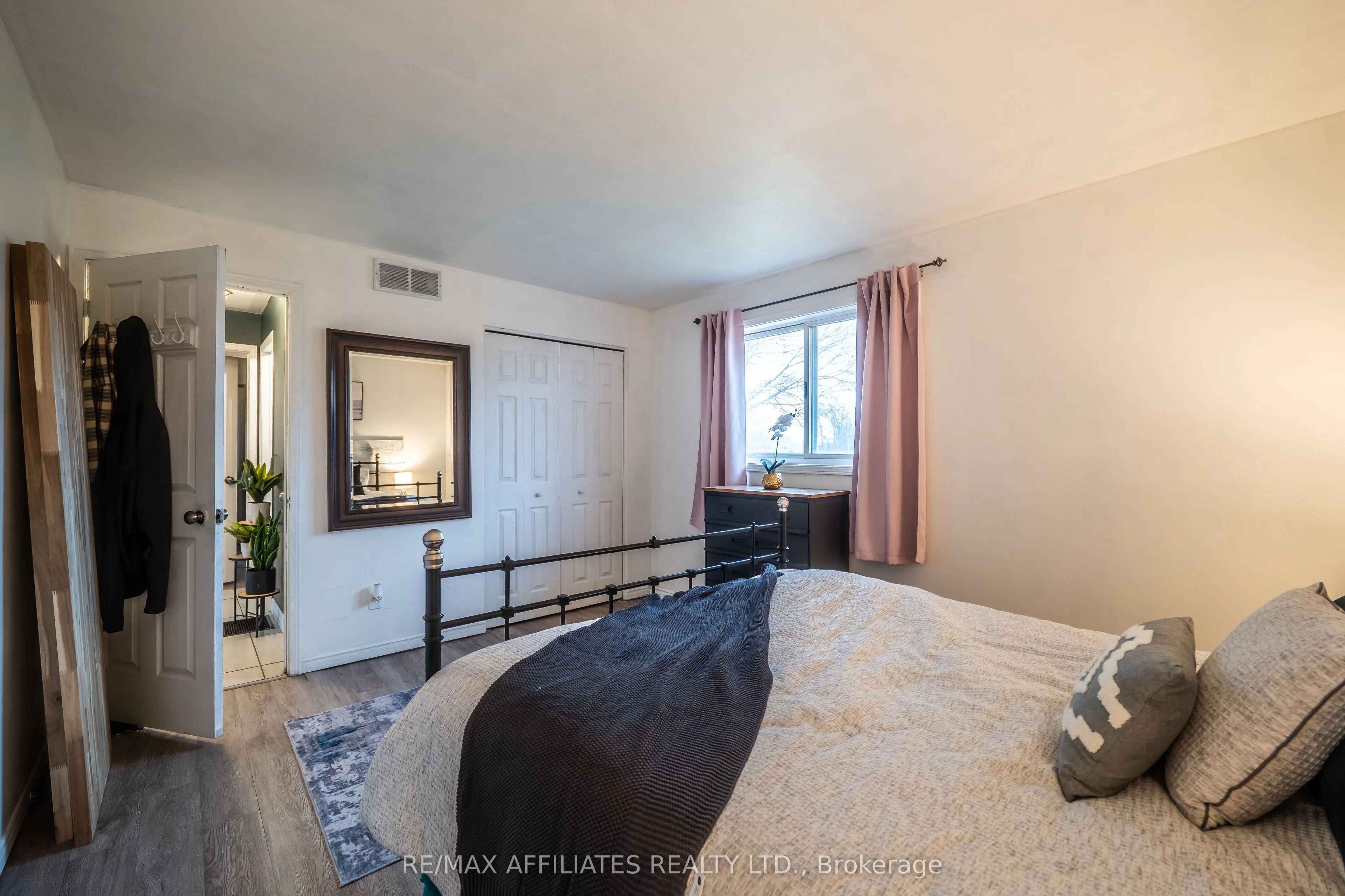 885 Townline Road