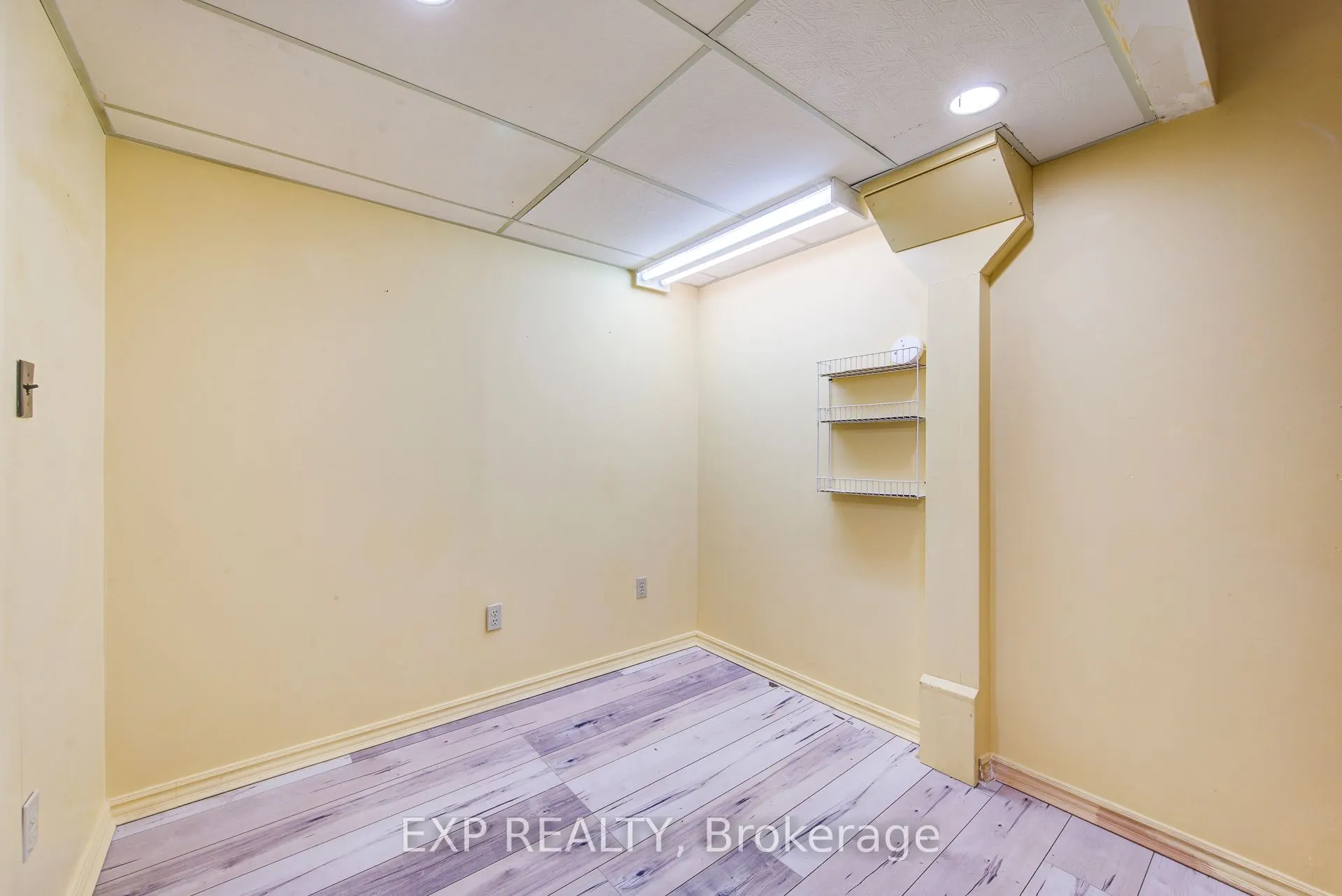383 Edinburgh Street S, #22