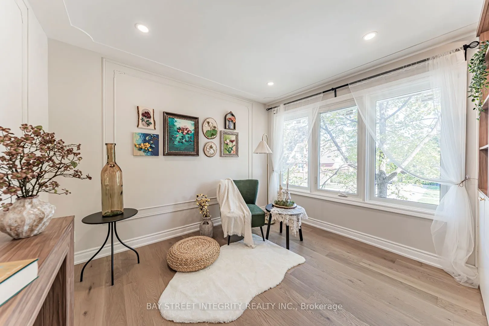 323 Clifton Road