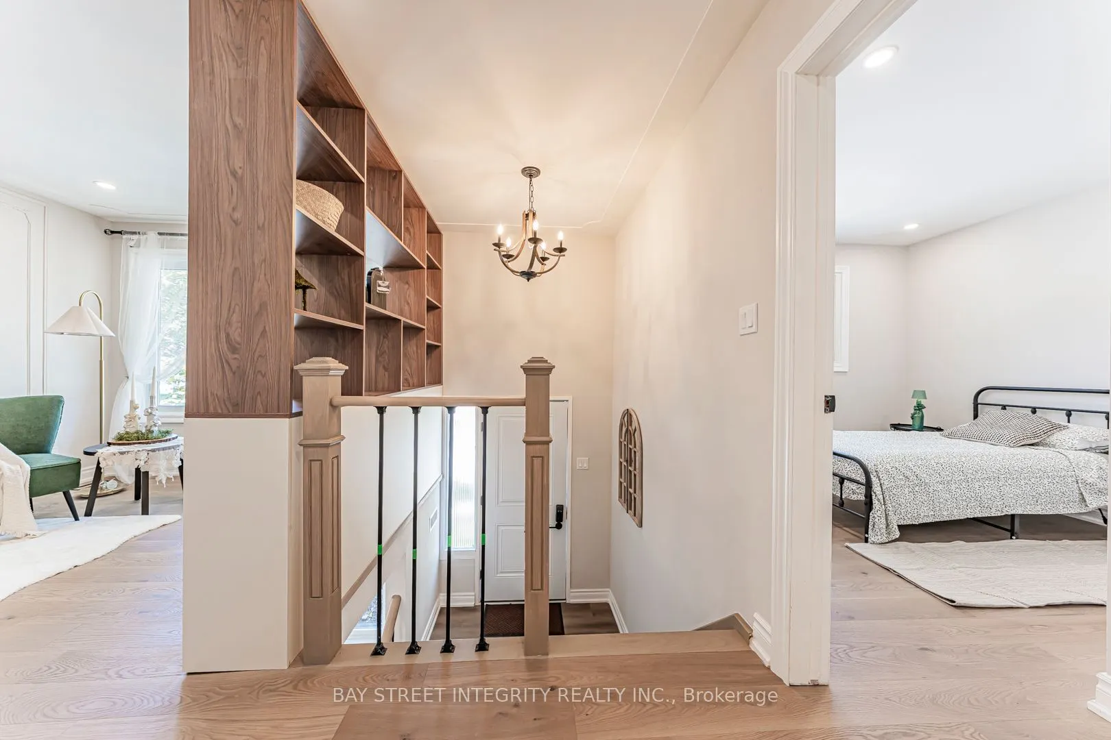 323 Clifton Road