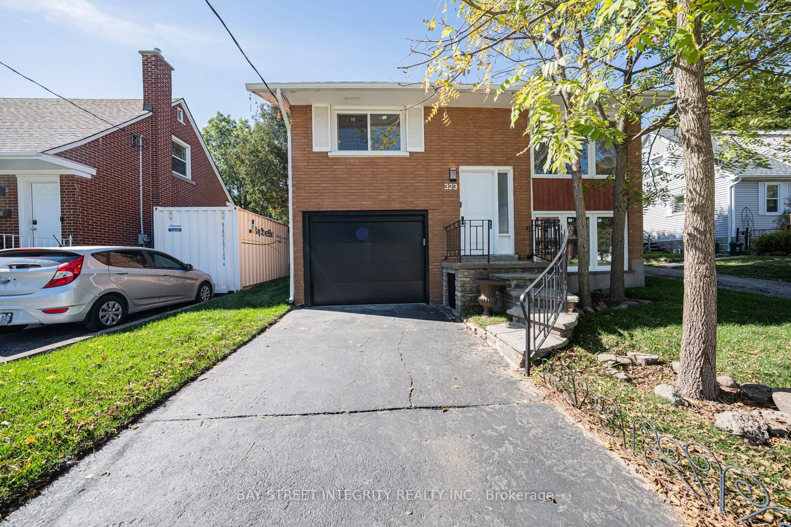 323 Clifton Road