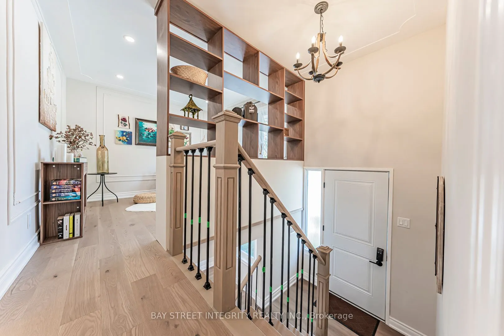 323 Clifton Road