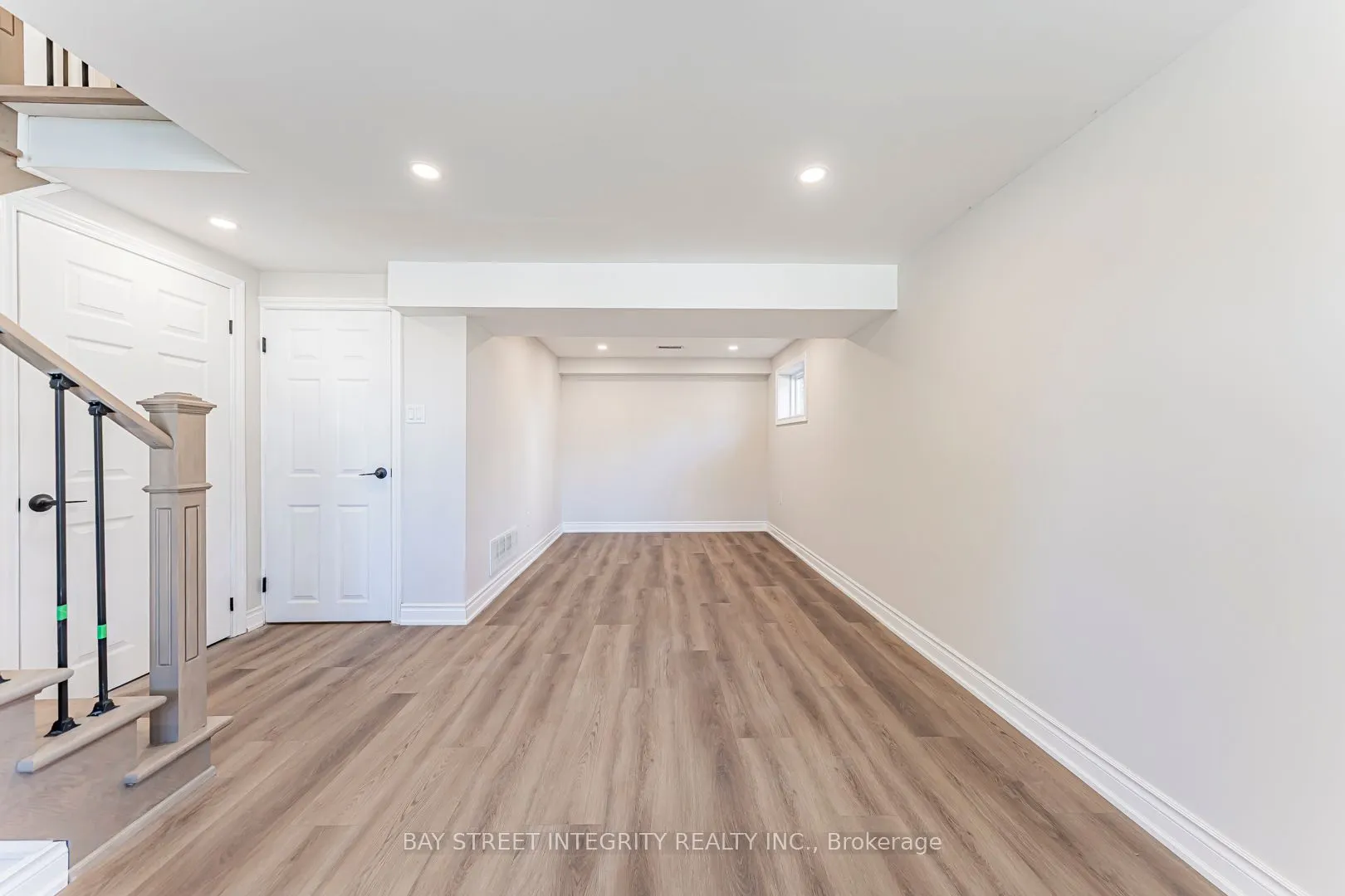 323 Clifton Road