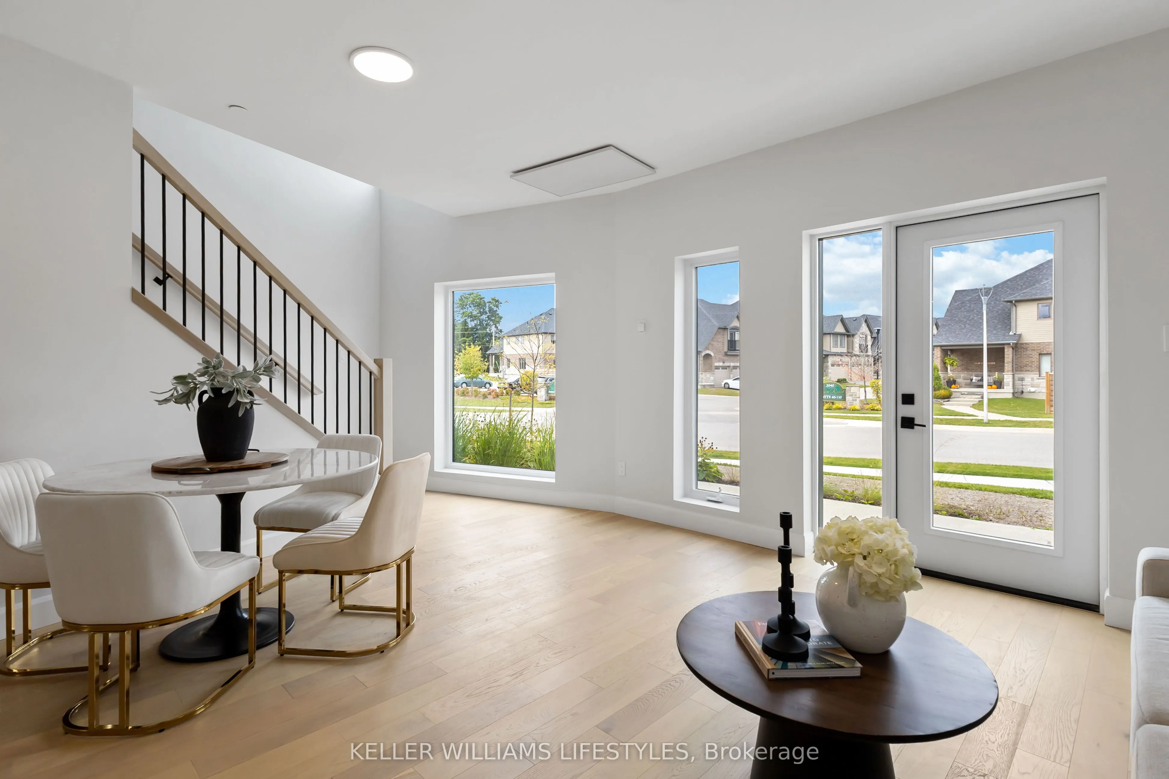 2082 Lumen Drive, #B117