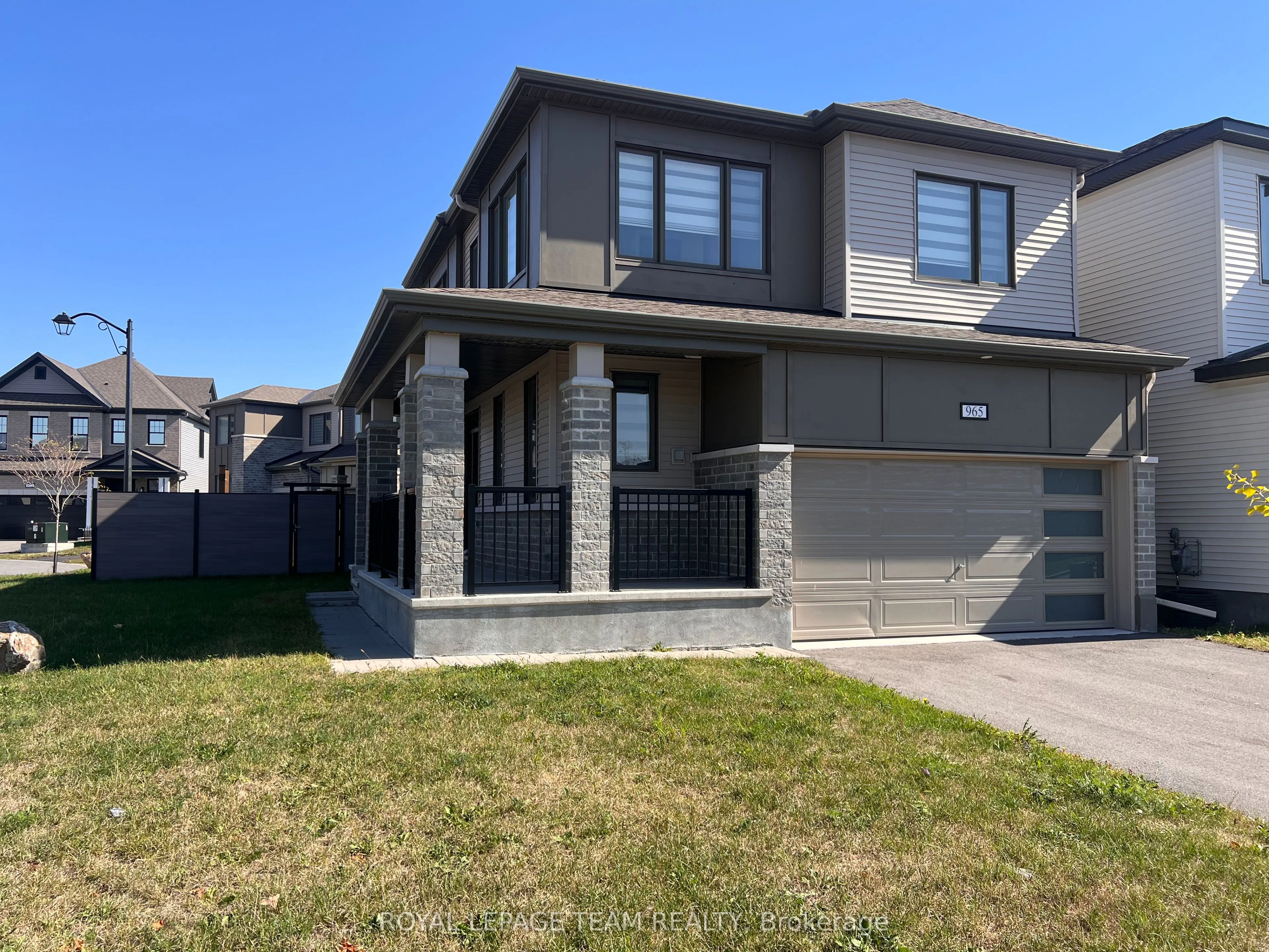 965 Fameflower Street