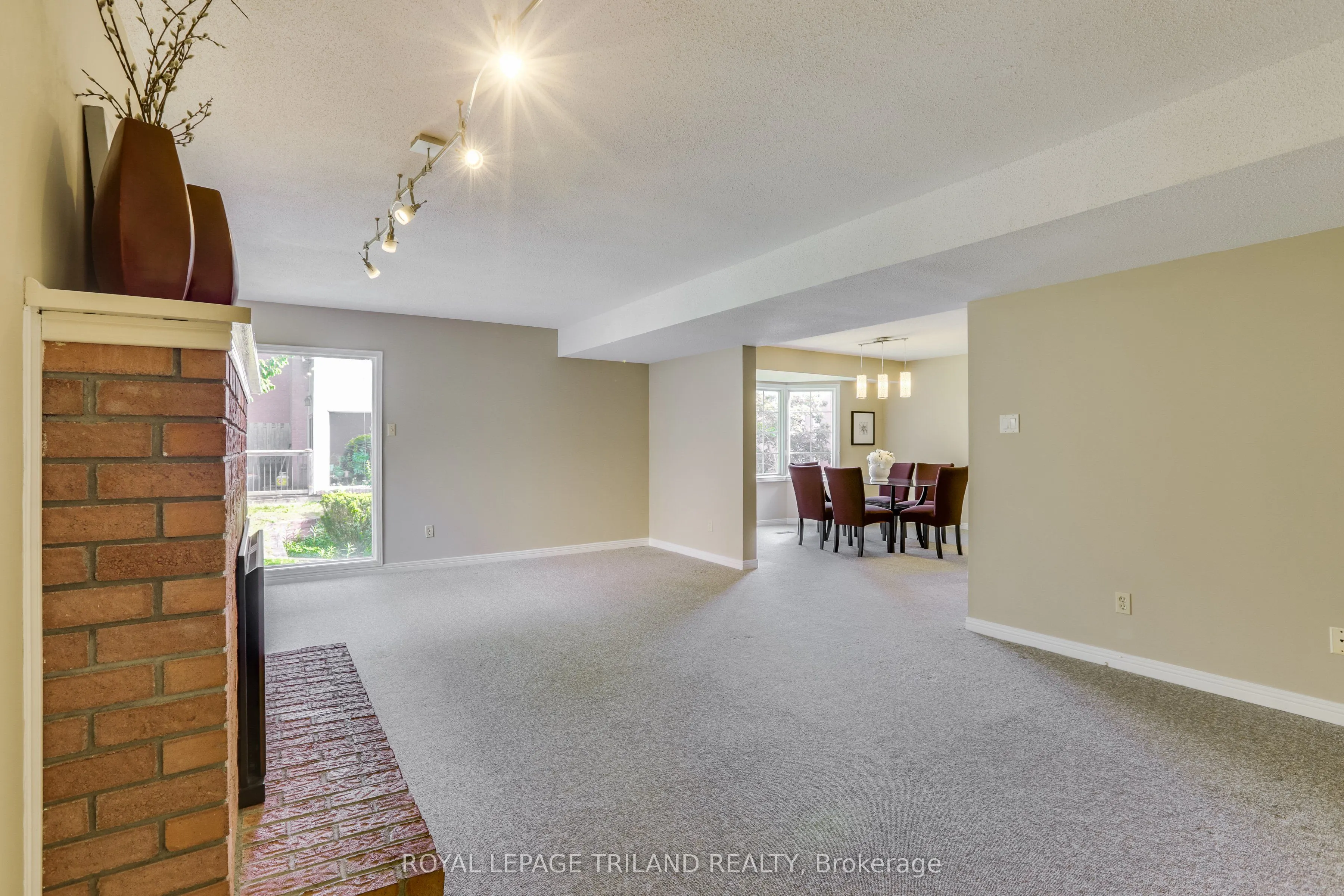 703 WINDERMERE Road, #77