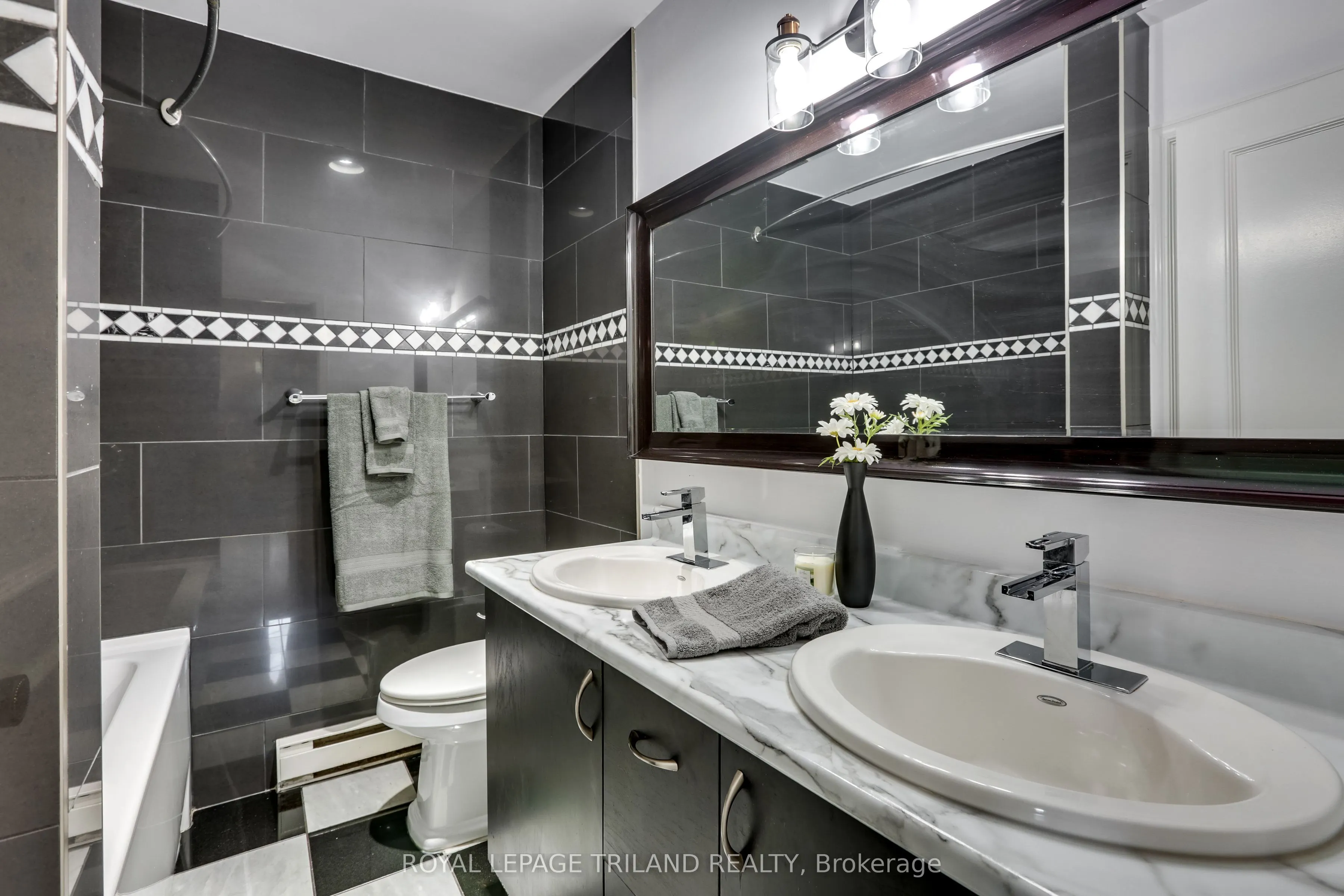703 WINDERMERE Road, #77