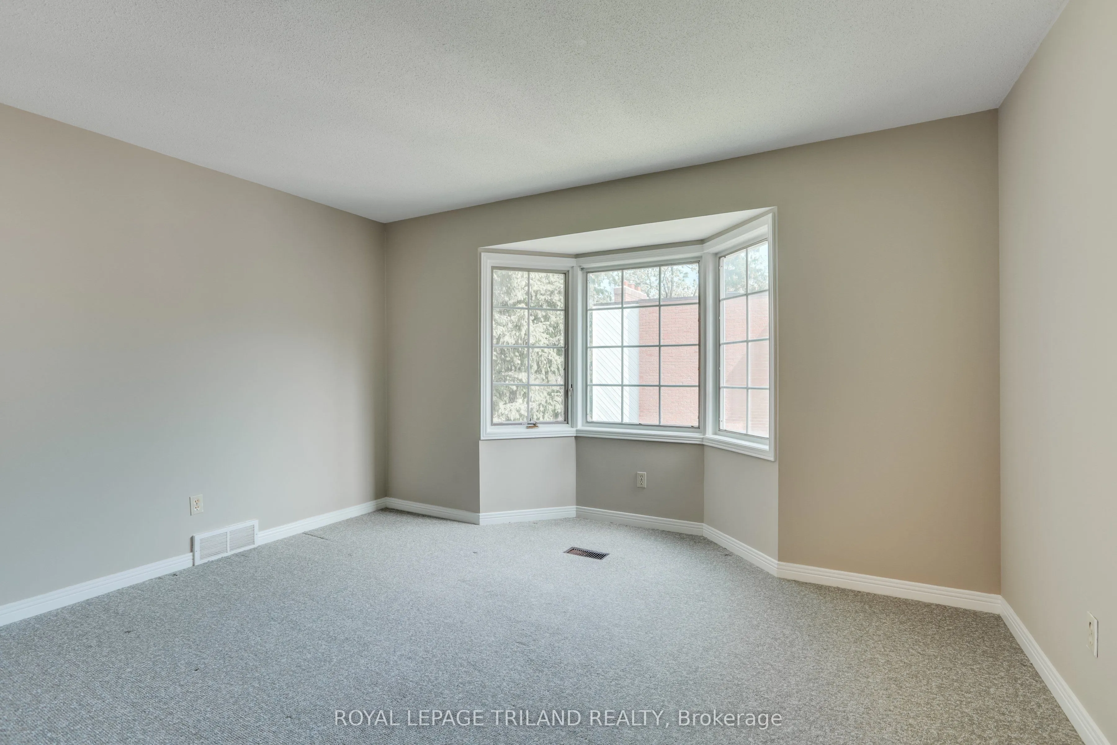 703 WINDERMERE Road, #77