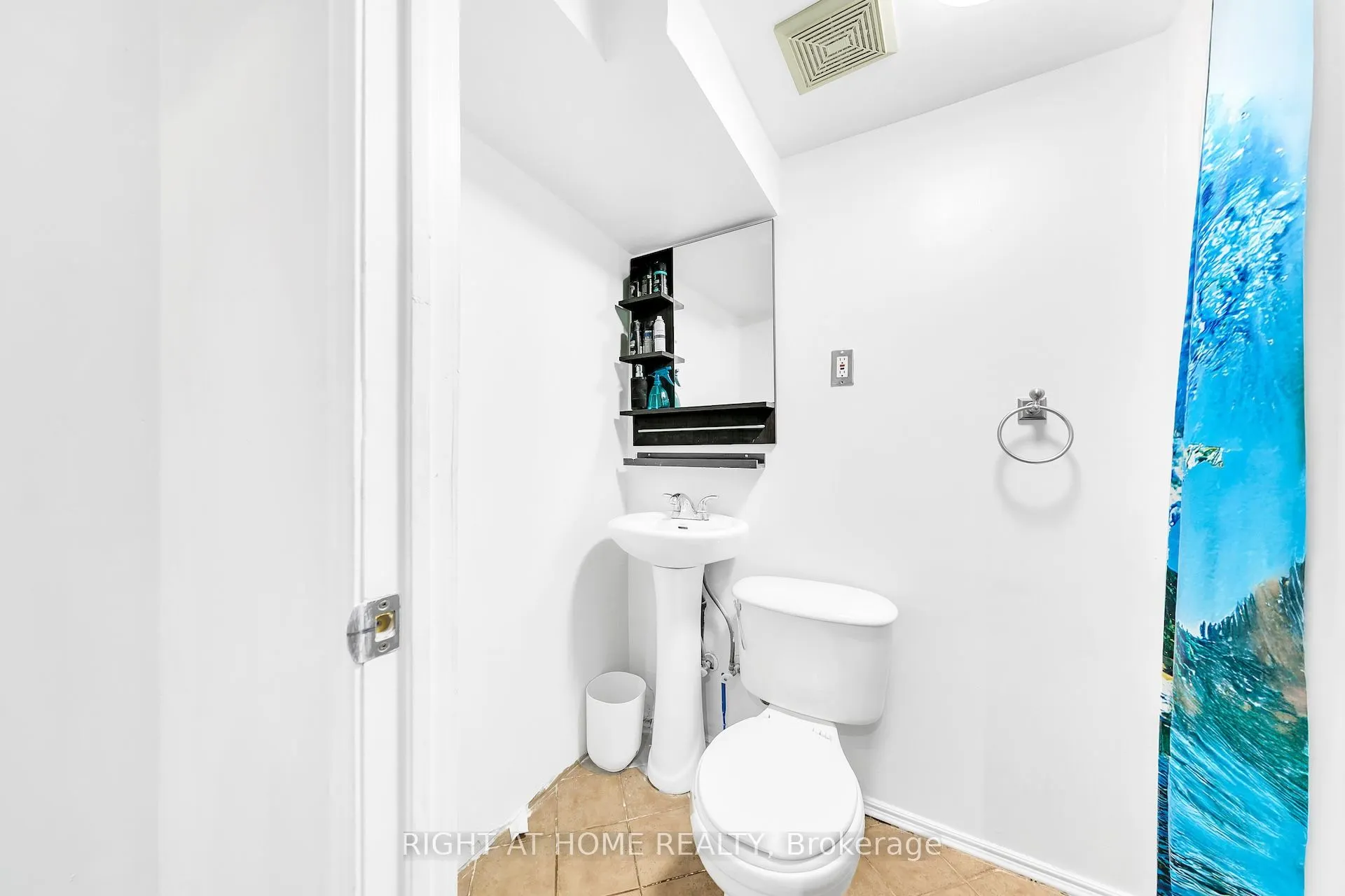 1460 Garth Street W, #6