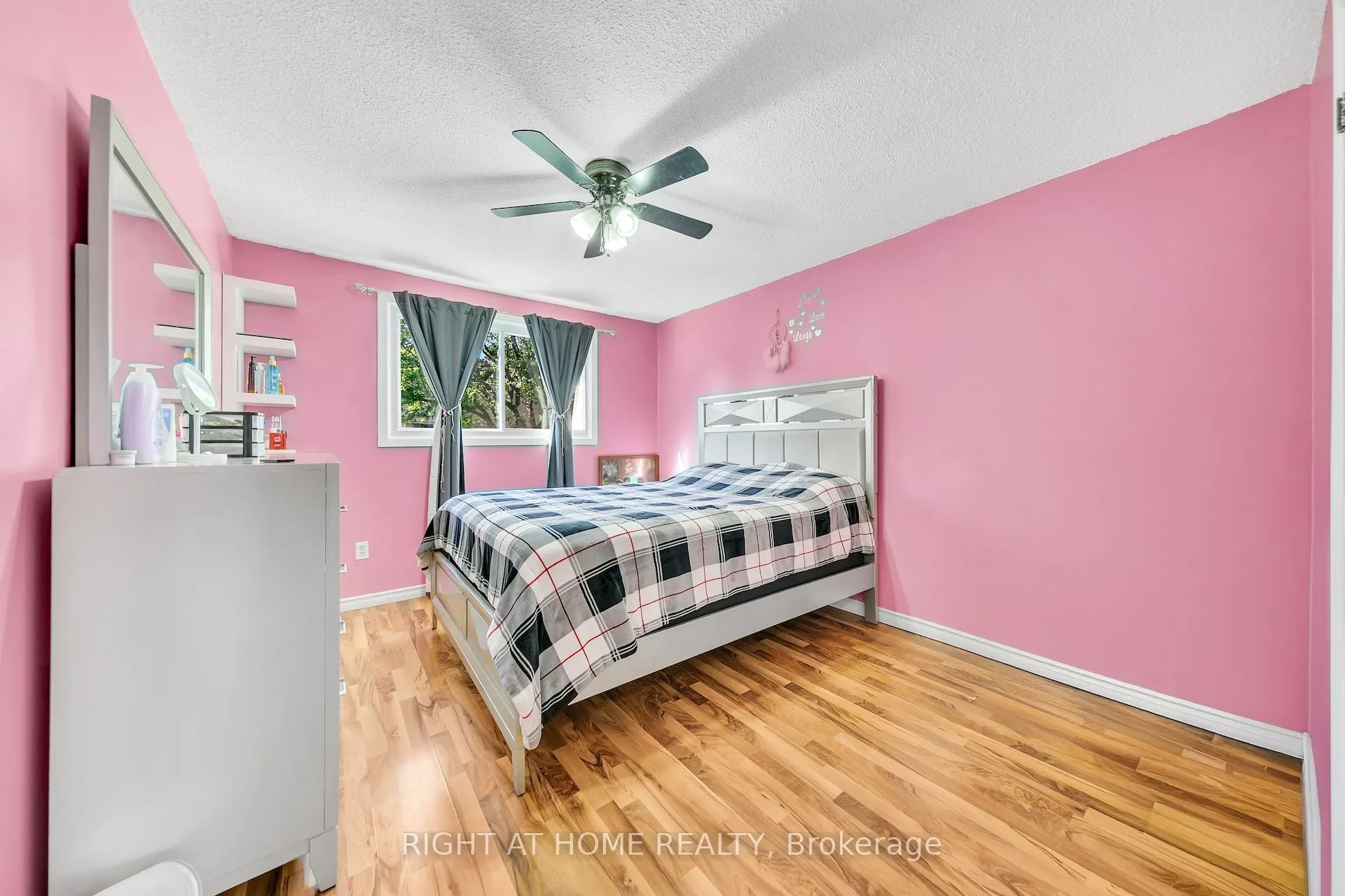 1460 Garth Street W, #6