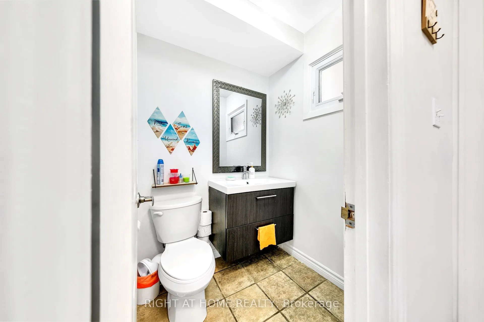 1460 Garth Street W, #6