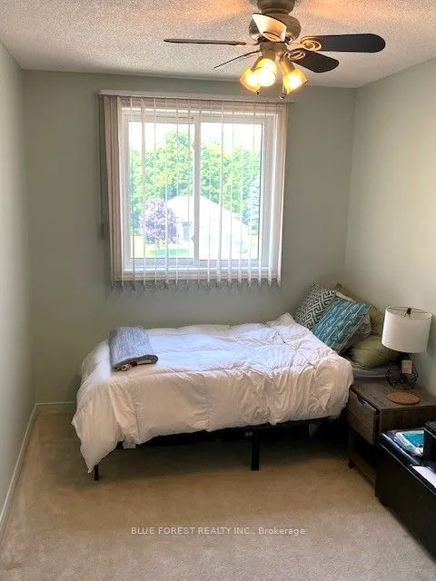 5 Valleyside Drive N, #301