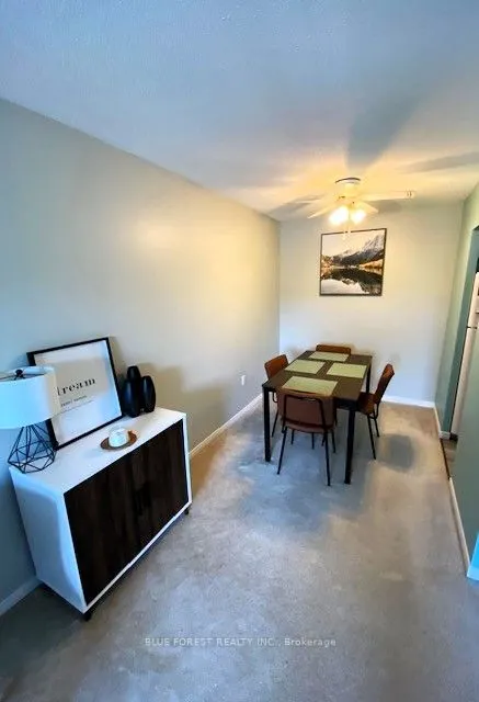5 Valleyside Drive N, #301