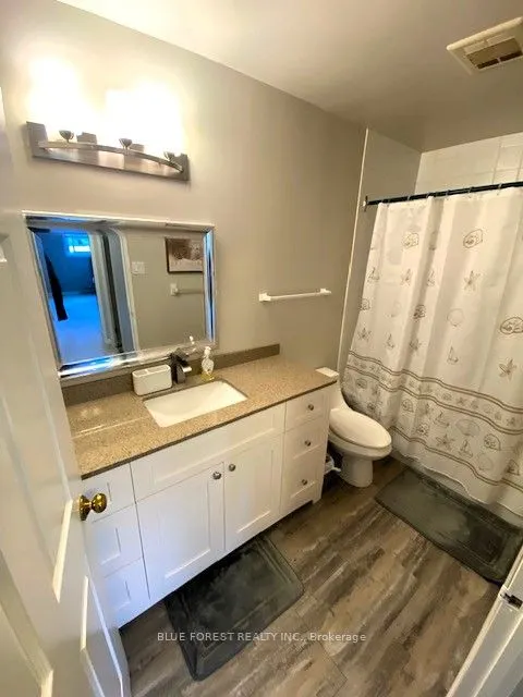 5 Valleyside Drive N, #301
