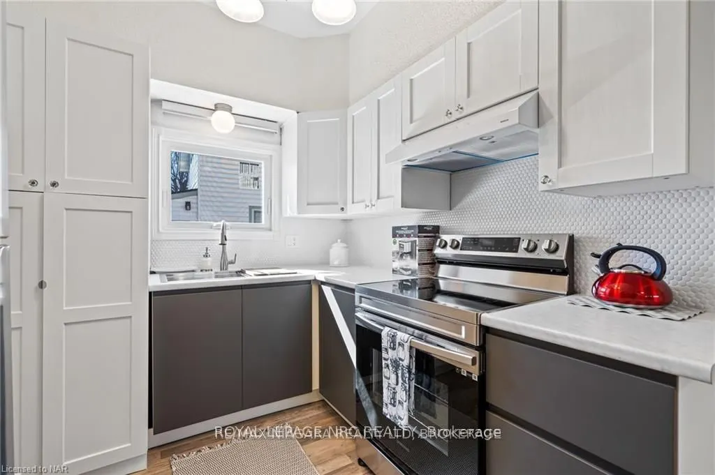 3717 HIBBARD Street, #Main