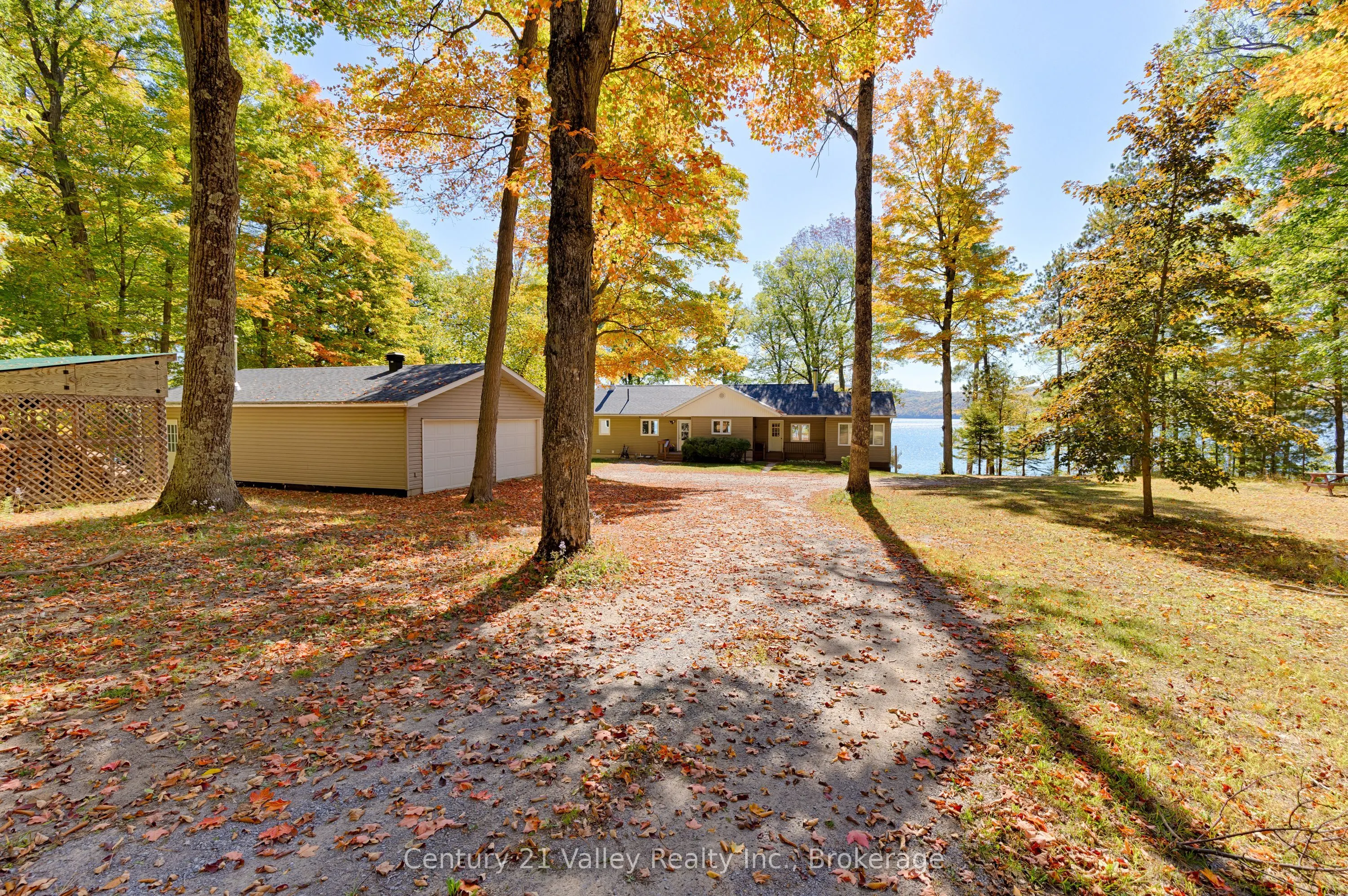 165 Settlers Way