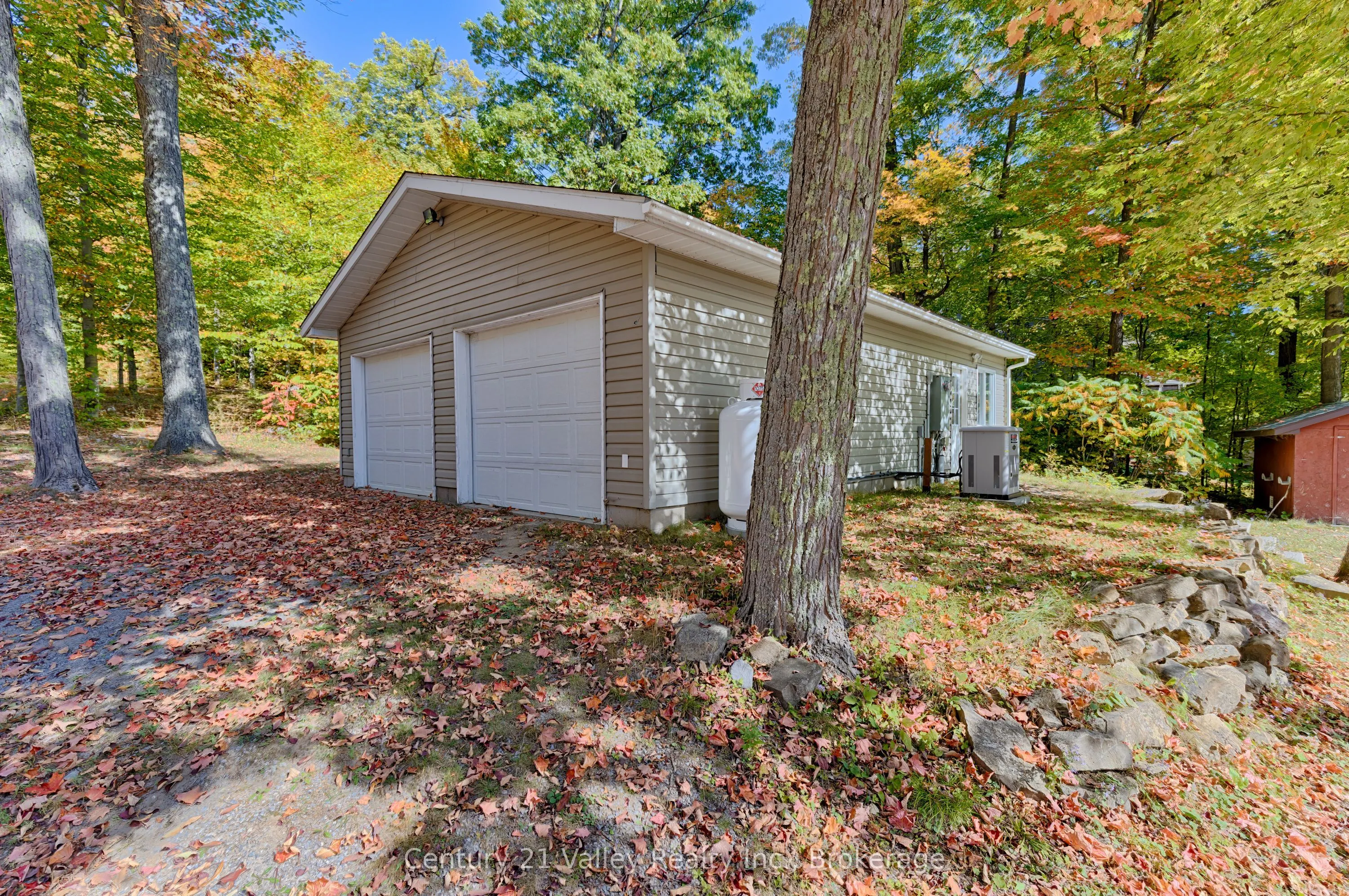 165 Settlers Way