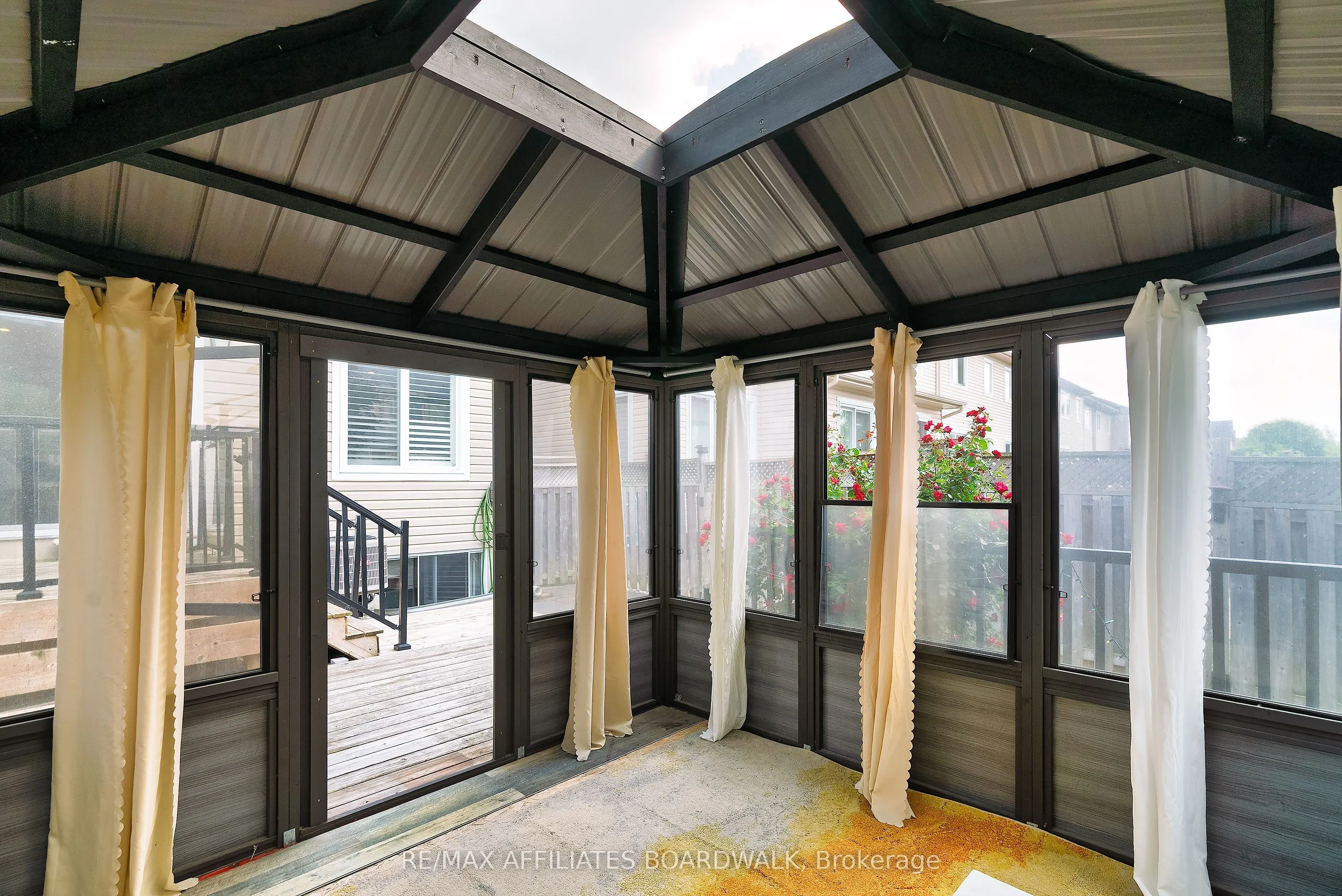 317 Glenbrae Avenue
