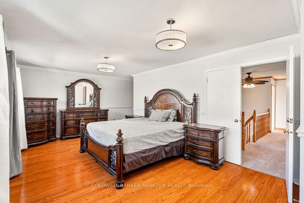 121 Topley Crescent