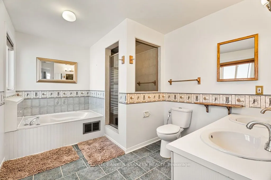 121 Topley Crescent