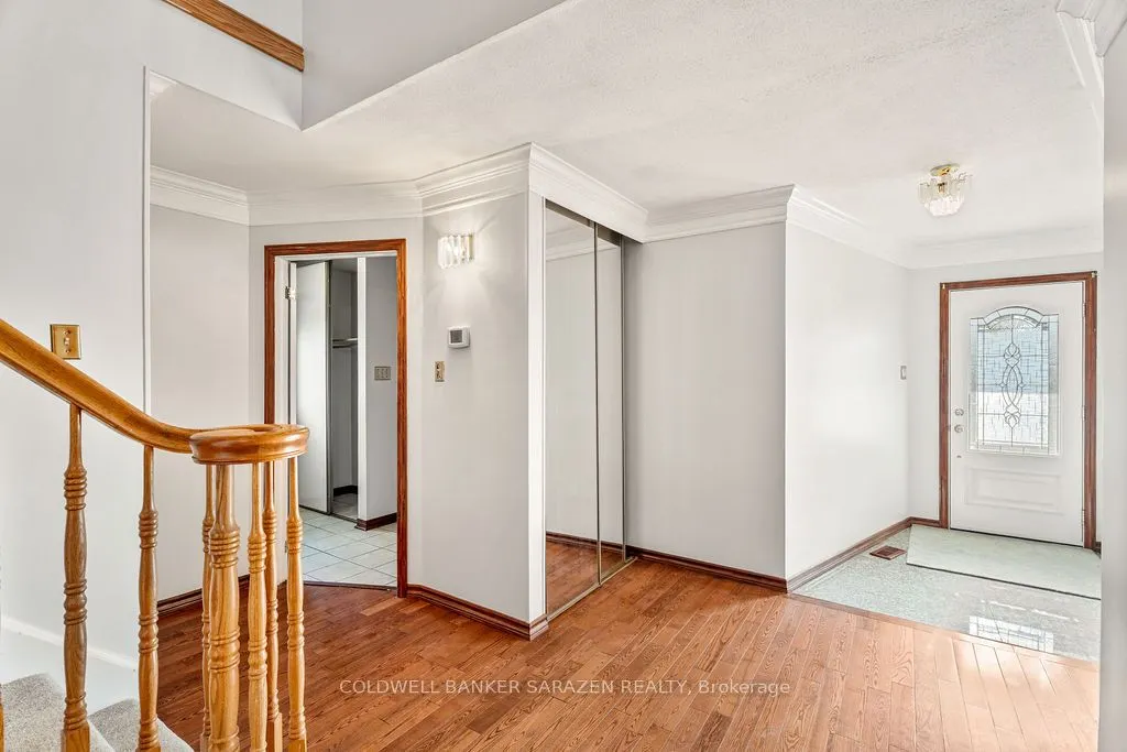 121 Topley Crescent