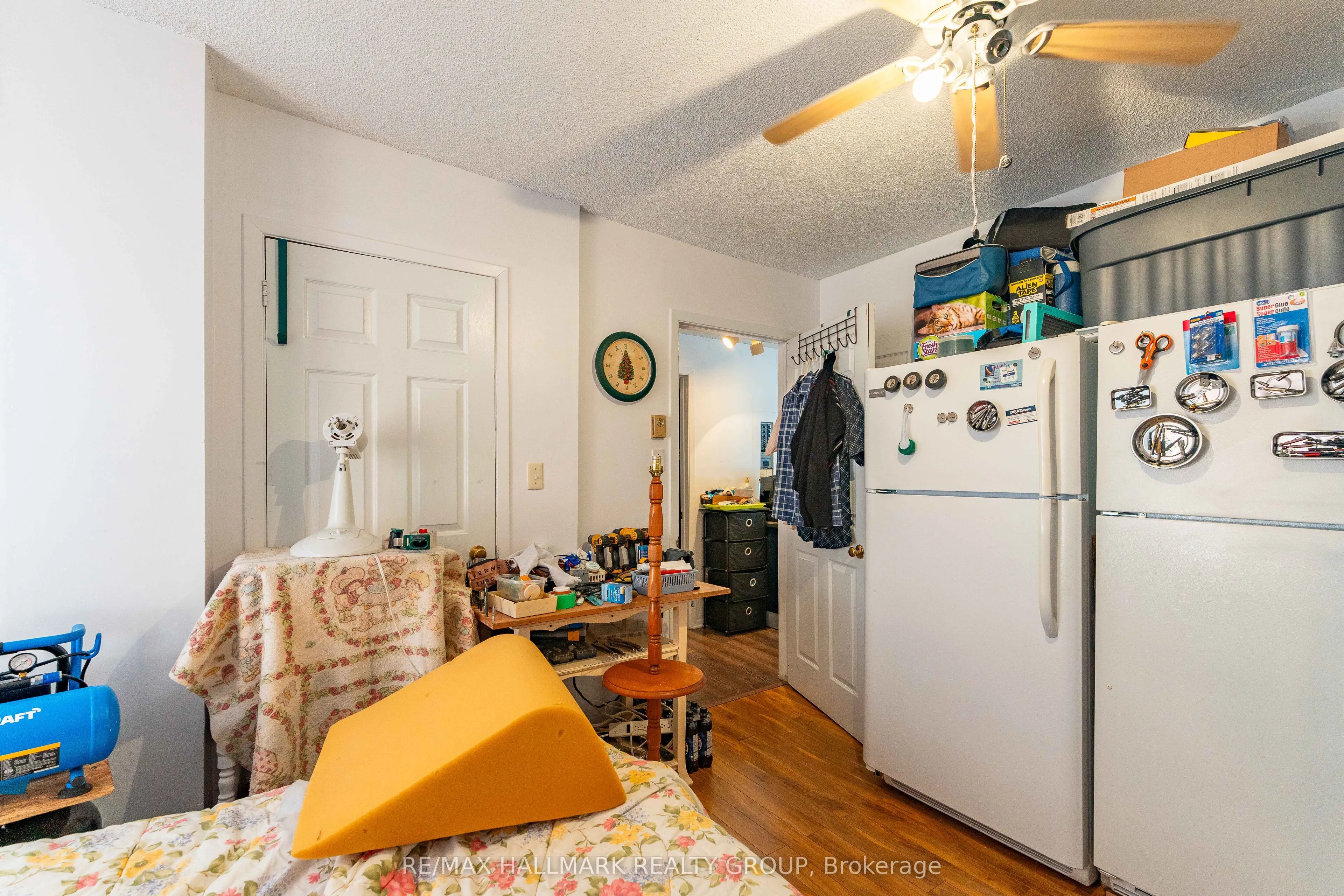 1109-1111 Main Street E