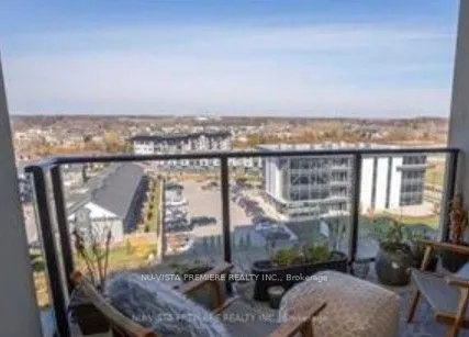 240 Villagewalk Boulevard, #813