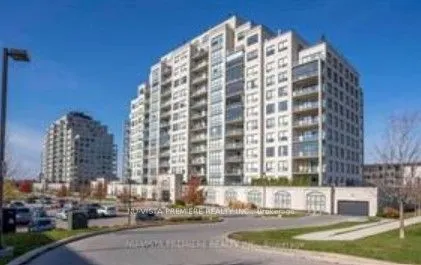240 Villagewalk Boulevard, #813