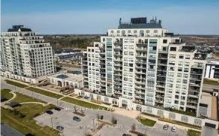 240 Villagewalk Boulevard, #813