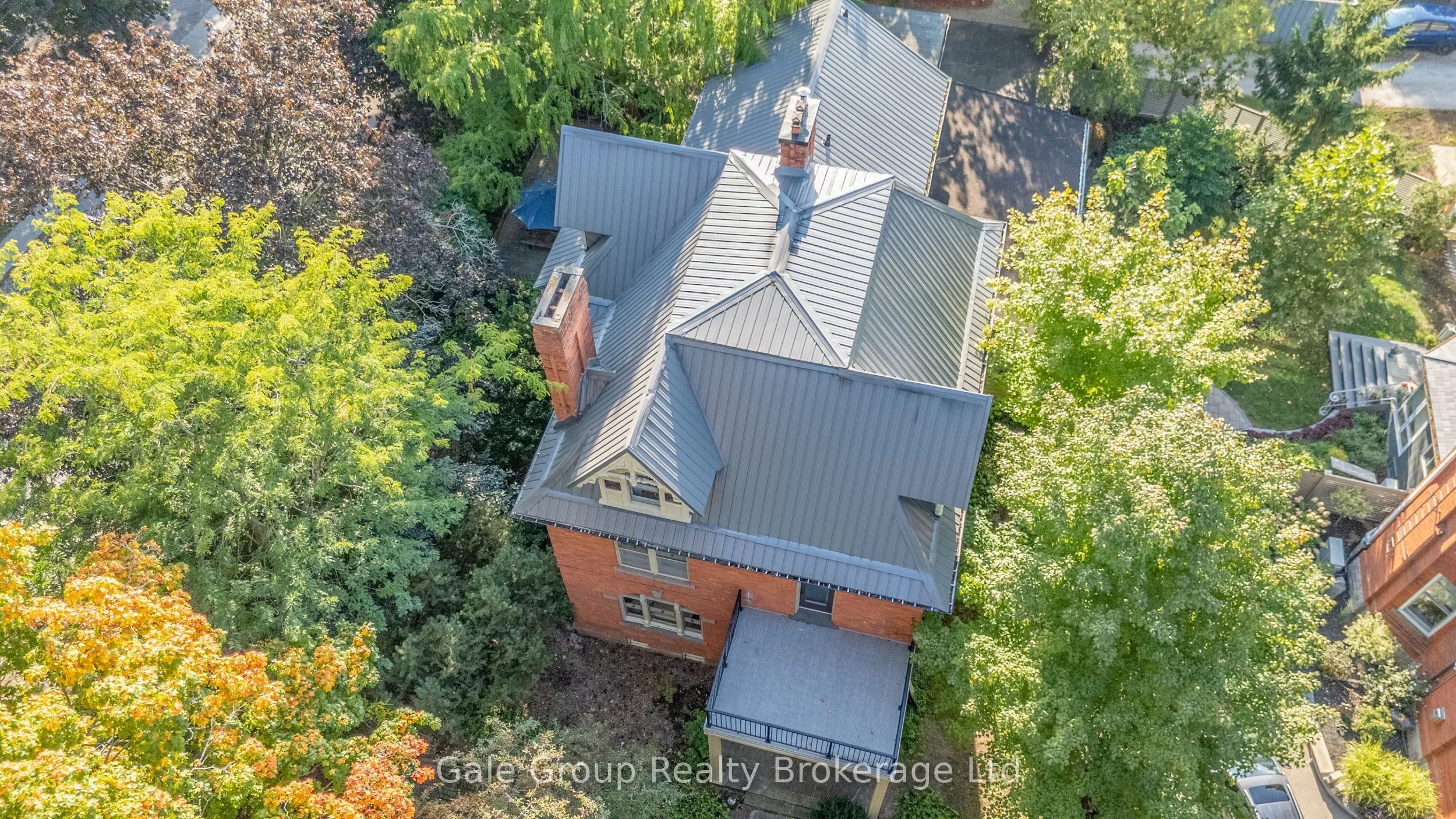 105 Vansittart Avenue