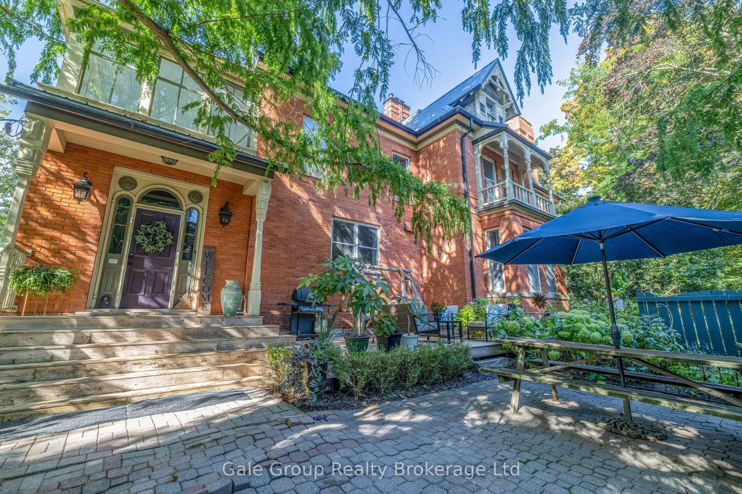 105 Vansittart Avenue