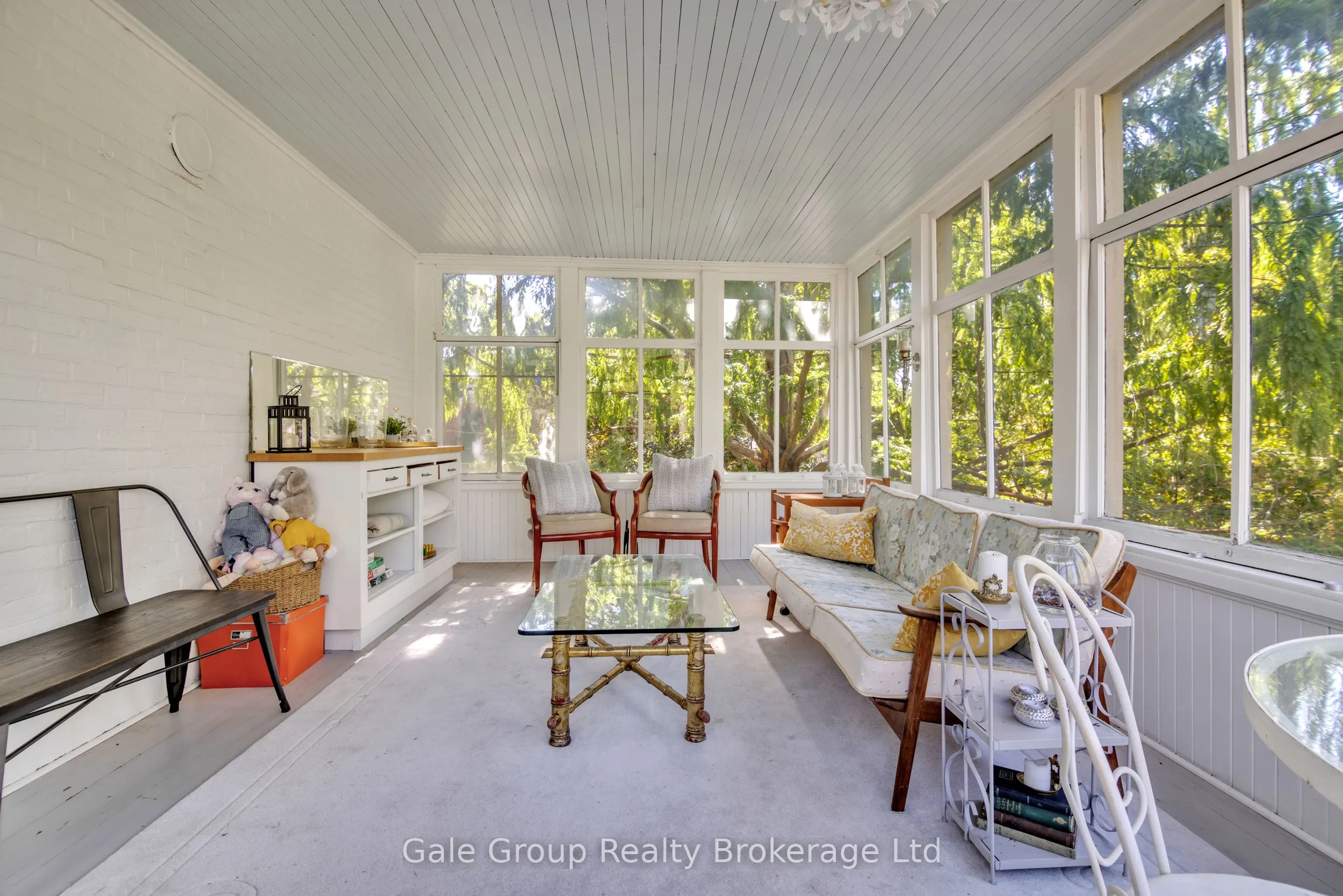 105 Vansittart Avenue