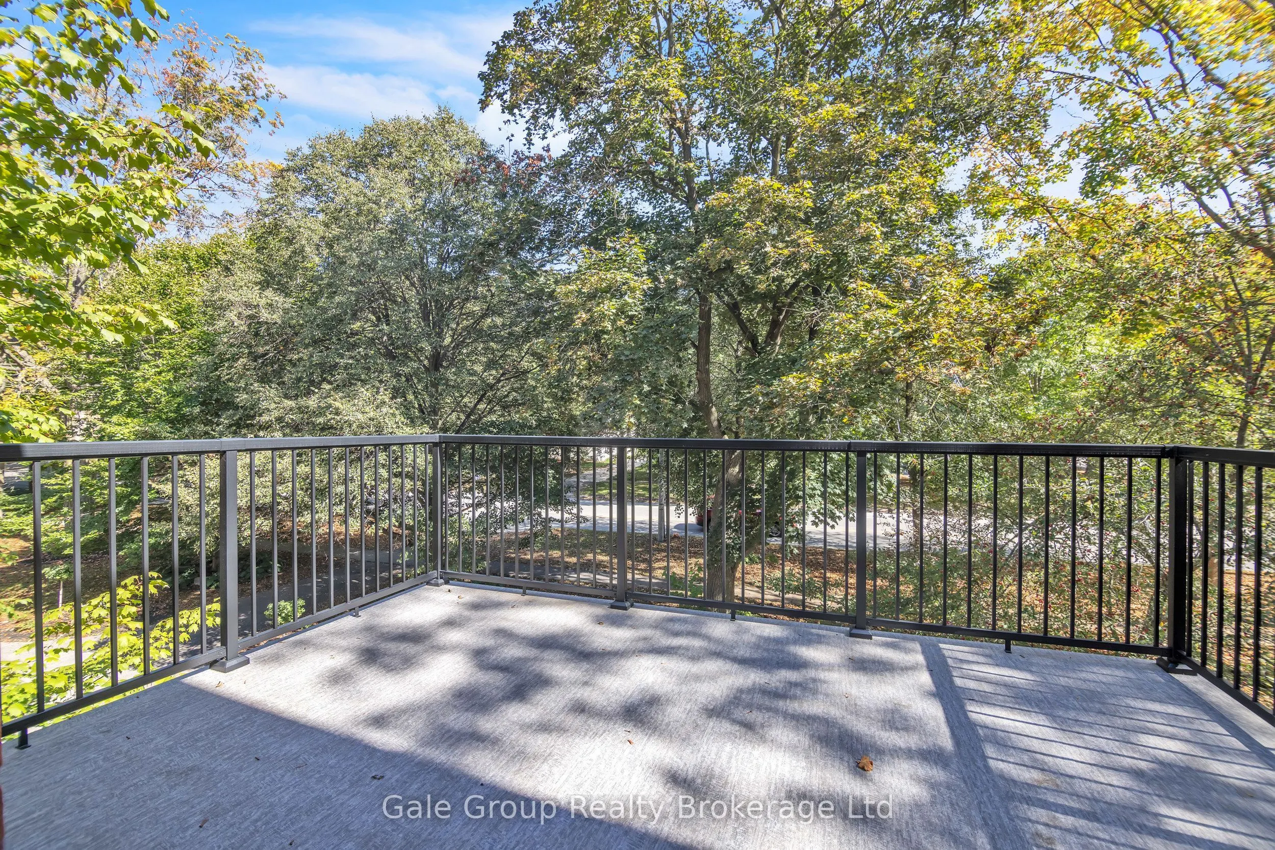 105 Vansittart Avenue