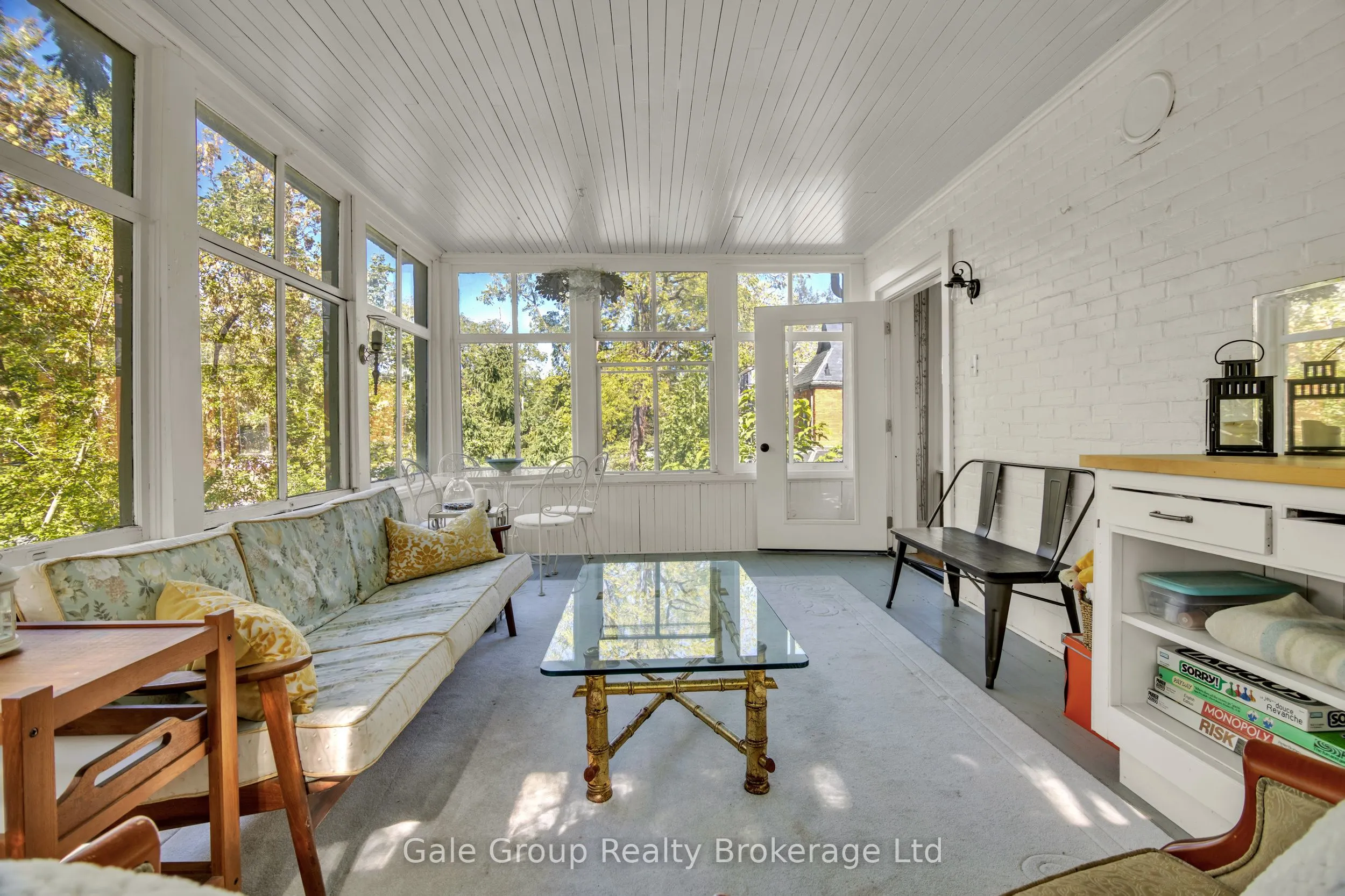105 Vansittart Avenue
